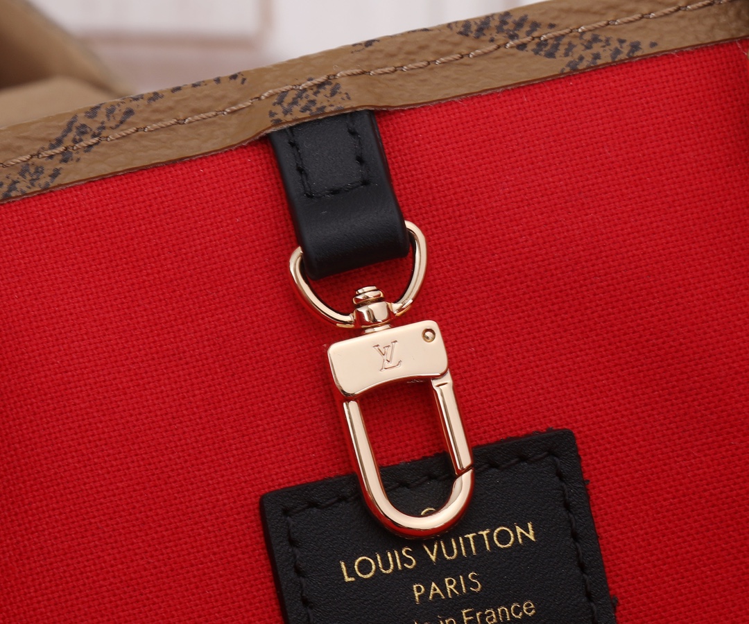 Louis Vuitton Onthego MM Tote Bag - Image 6