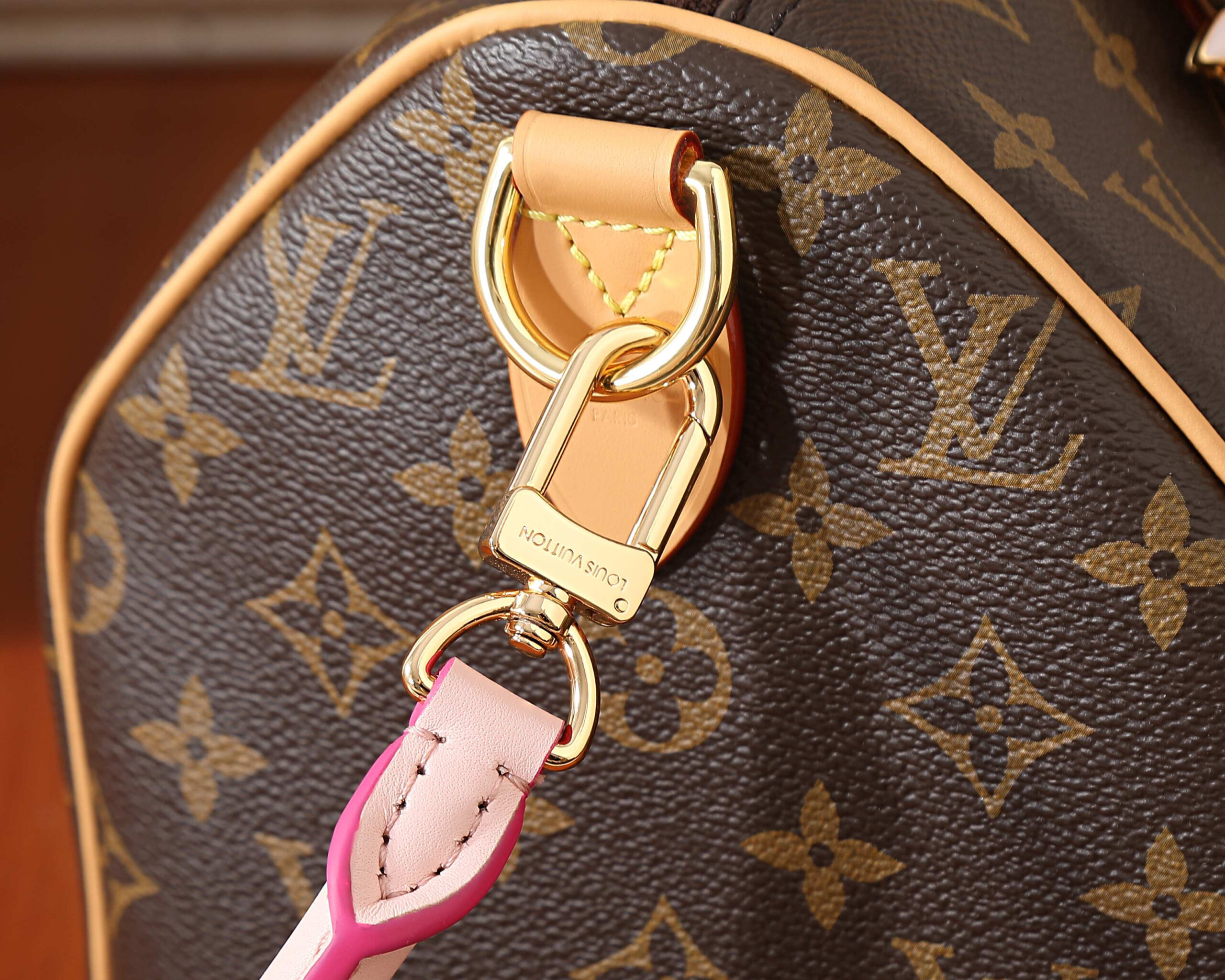 Louis Vuitton Speedy Soft Bandouliere 30 Handbag - Image 6