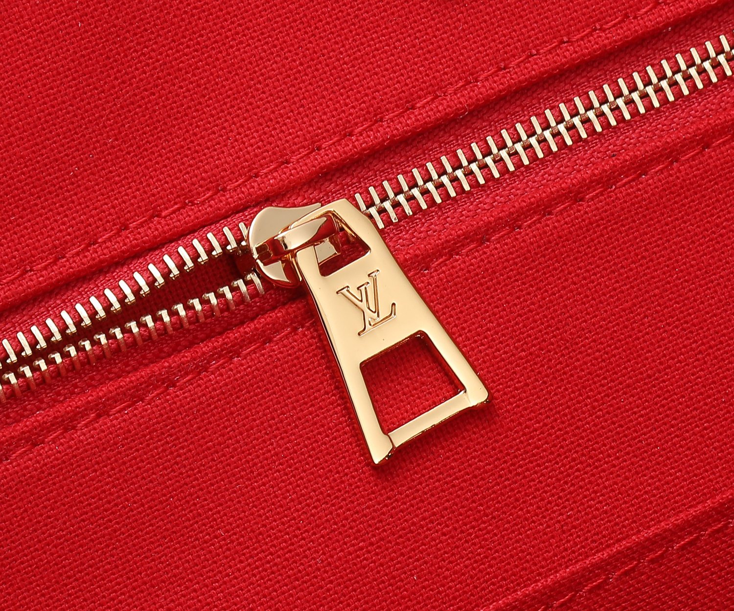 Louis Vuitton Onthego Tote Bag M45320 - Image 6