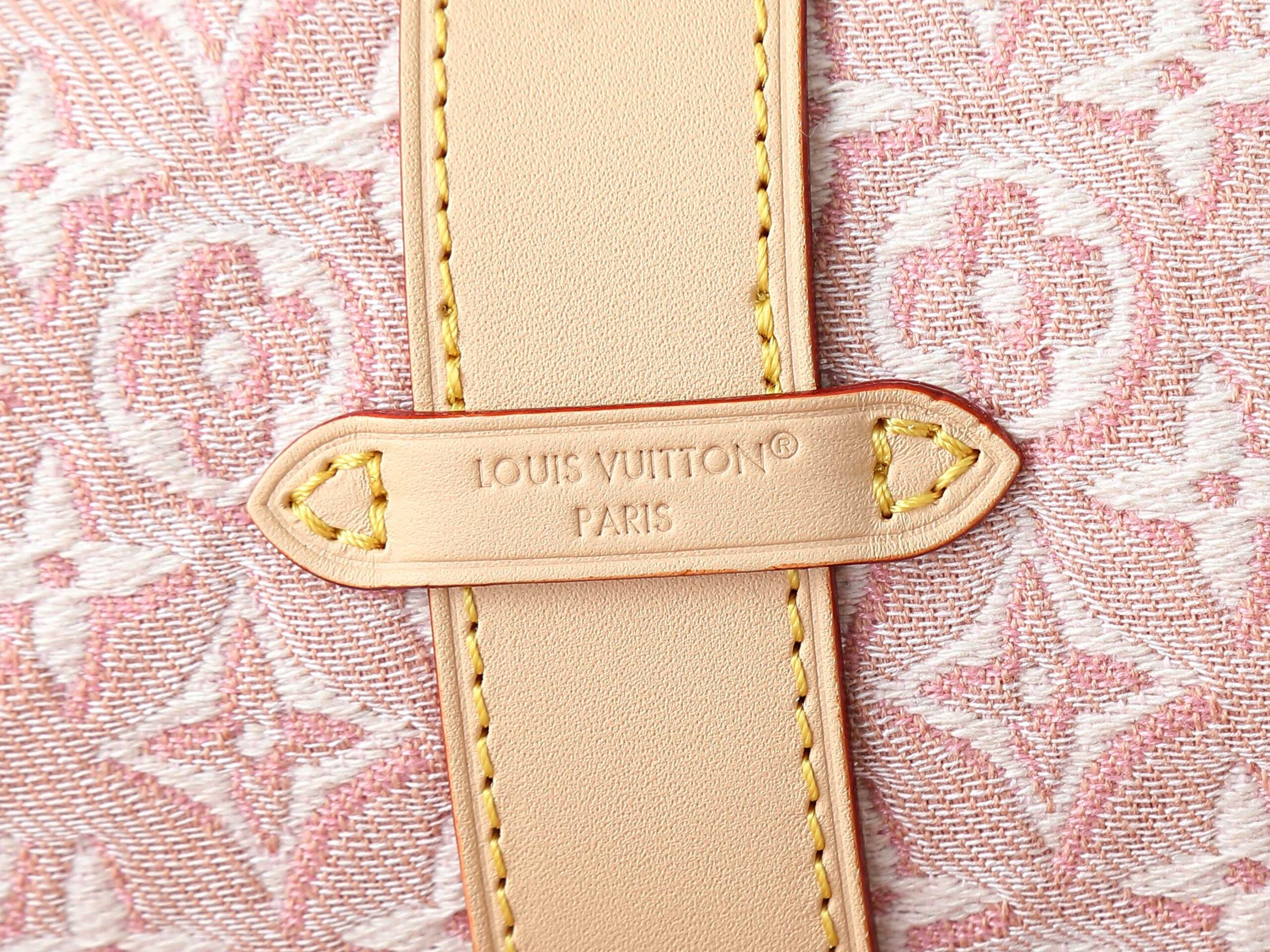 Louis Vuitton Pochette Mia Monogram Embleme Handbag - Image 6