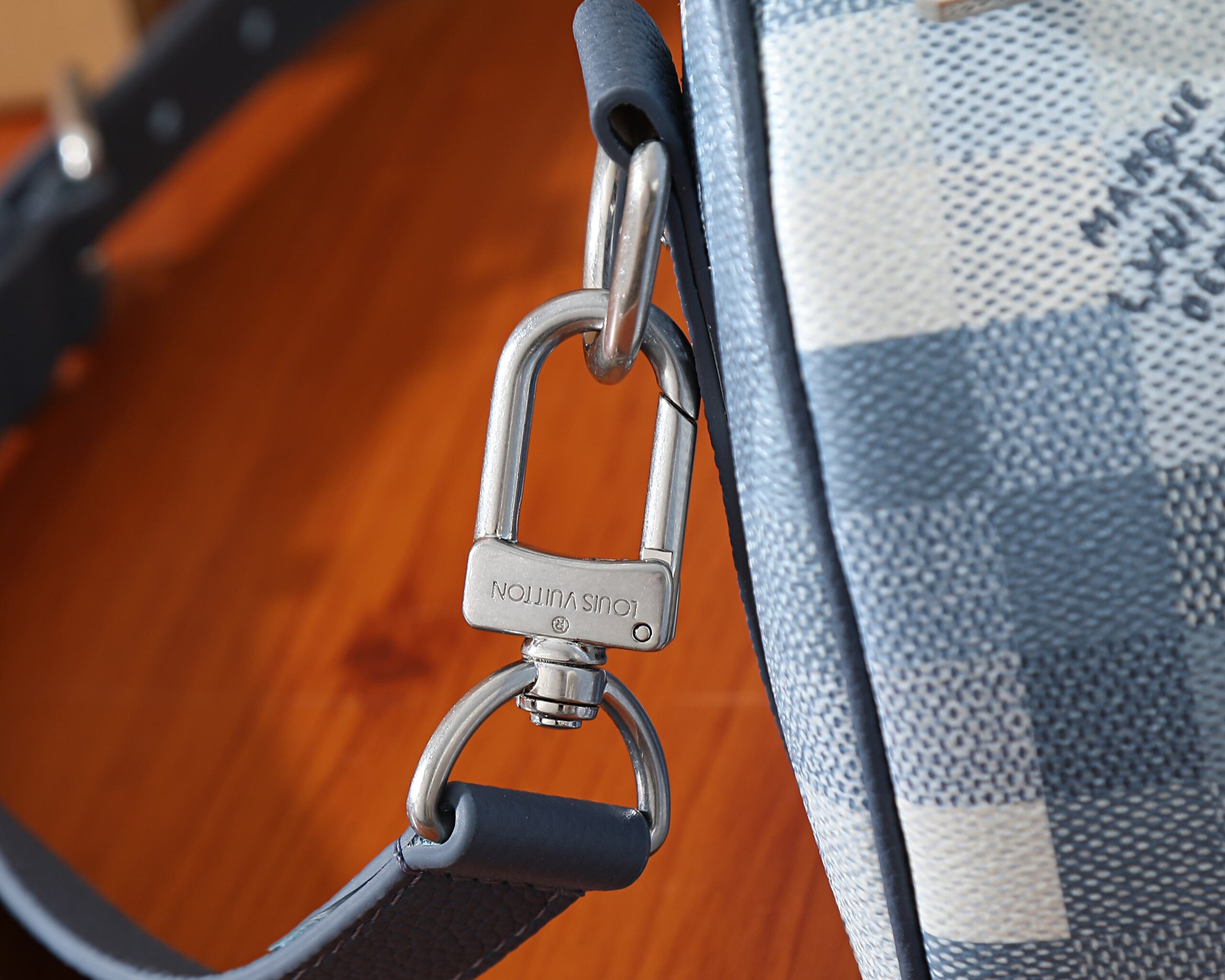 Louis Vuitton Keepall Bandouliere 25 Bag - Image 6