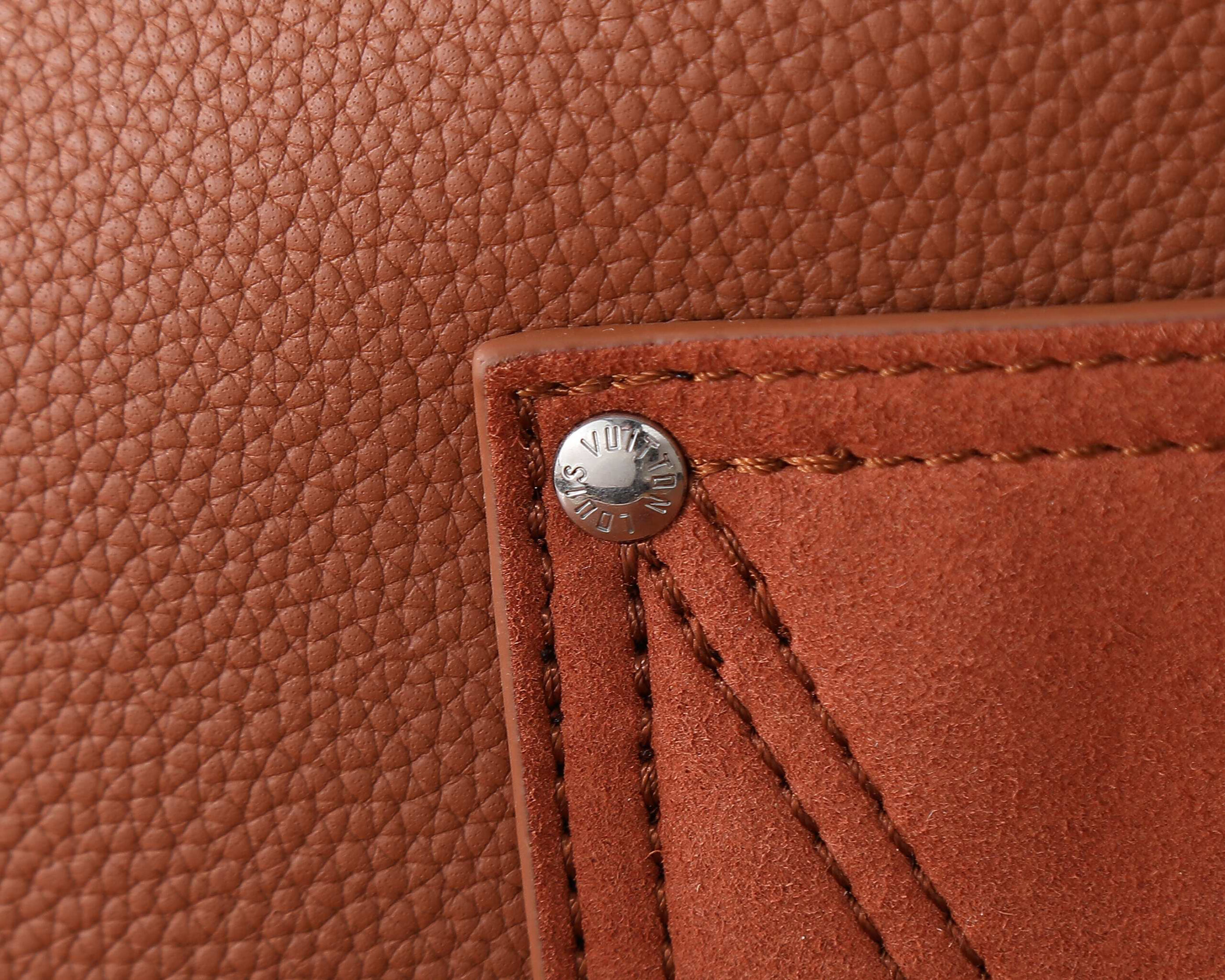 Louis Vuitton Verso Hobo Bag M26745 - Image 6