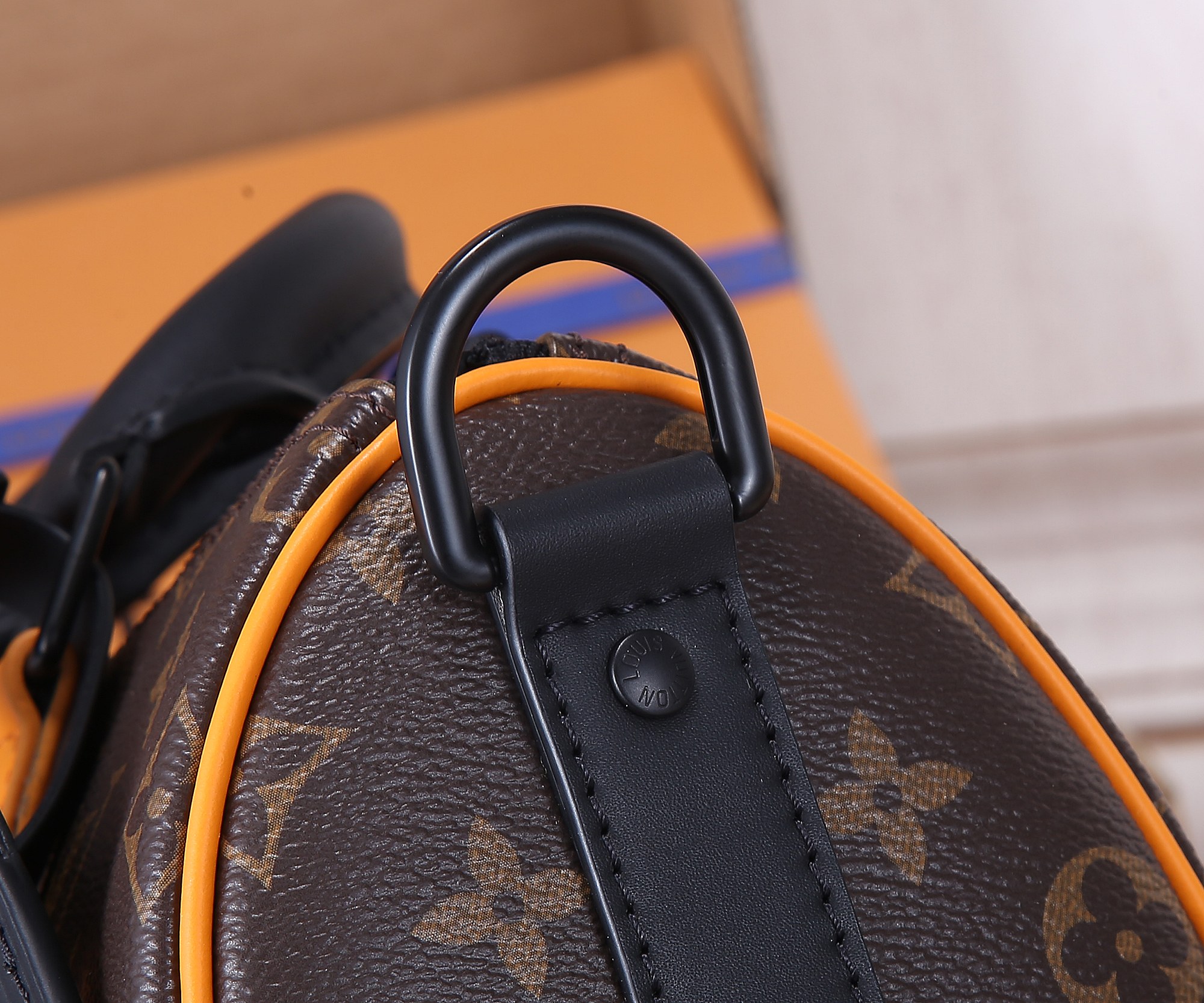 Louis Vuitton Keepall Bandouliere 25 Handbag in Monogram Macassar - Image 6