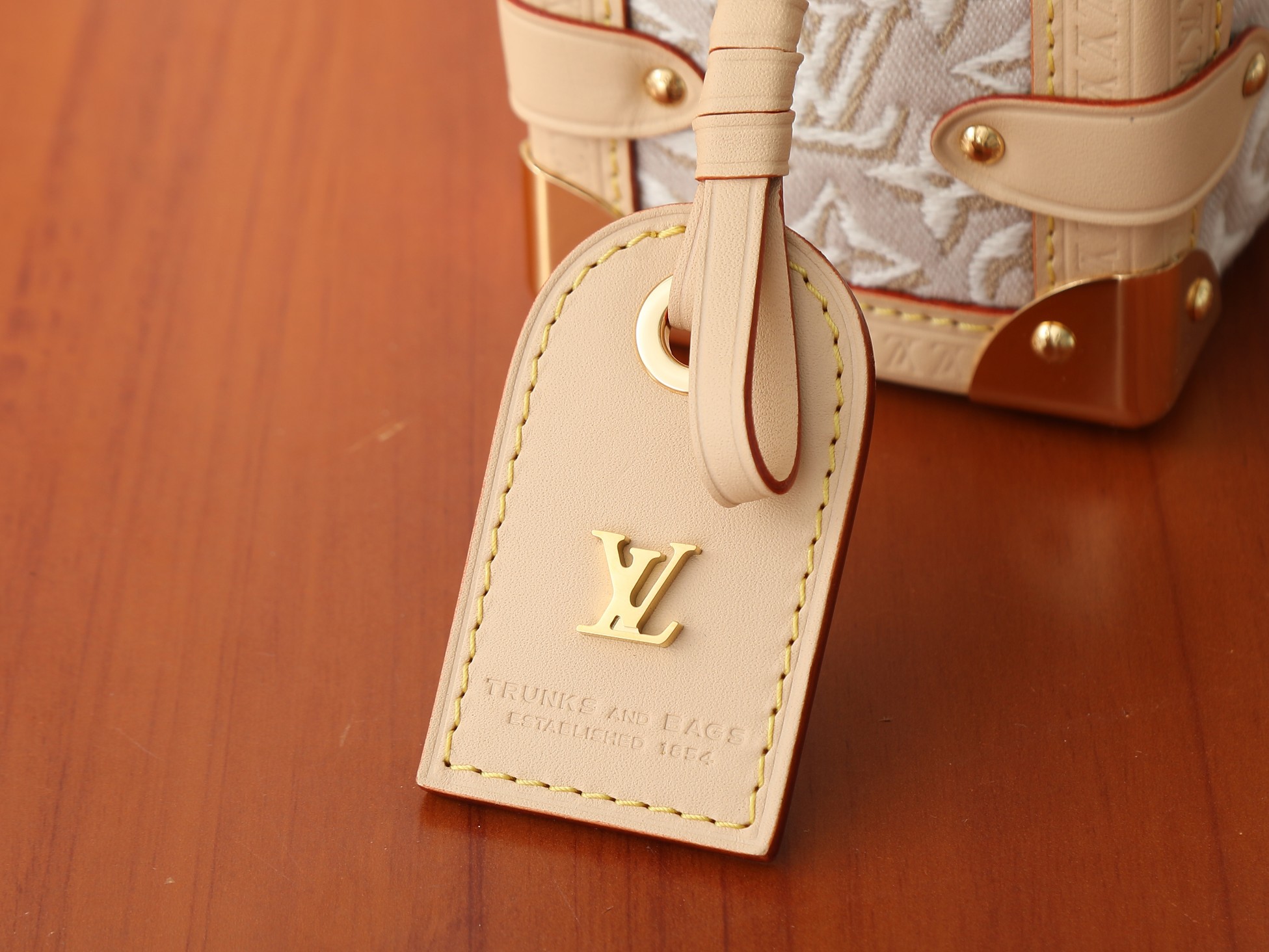 Louis Vuitton Side Trunk Medium Handbag with Monogram Emblème - Image 6