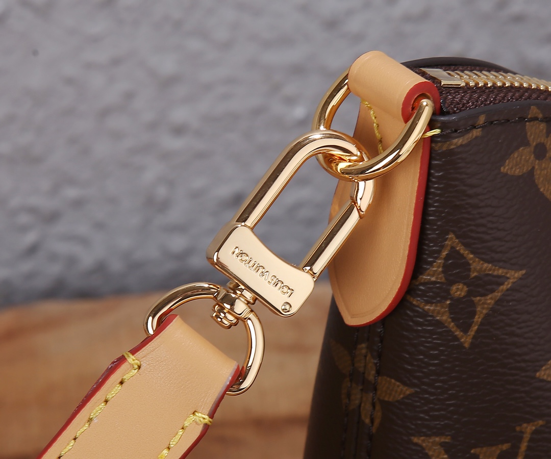 Louis Vuitton Boulogne M45832 Monogram Canvas Crossbody Bag - Image 6