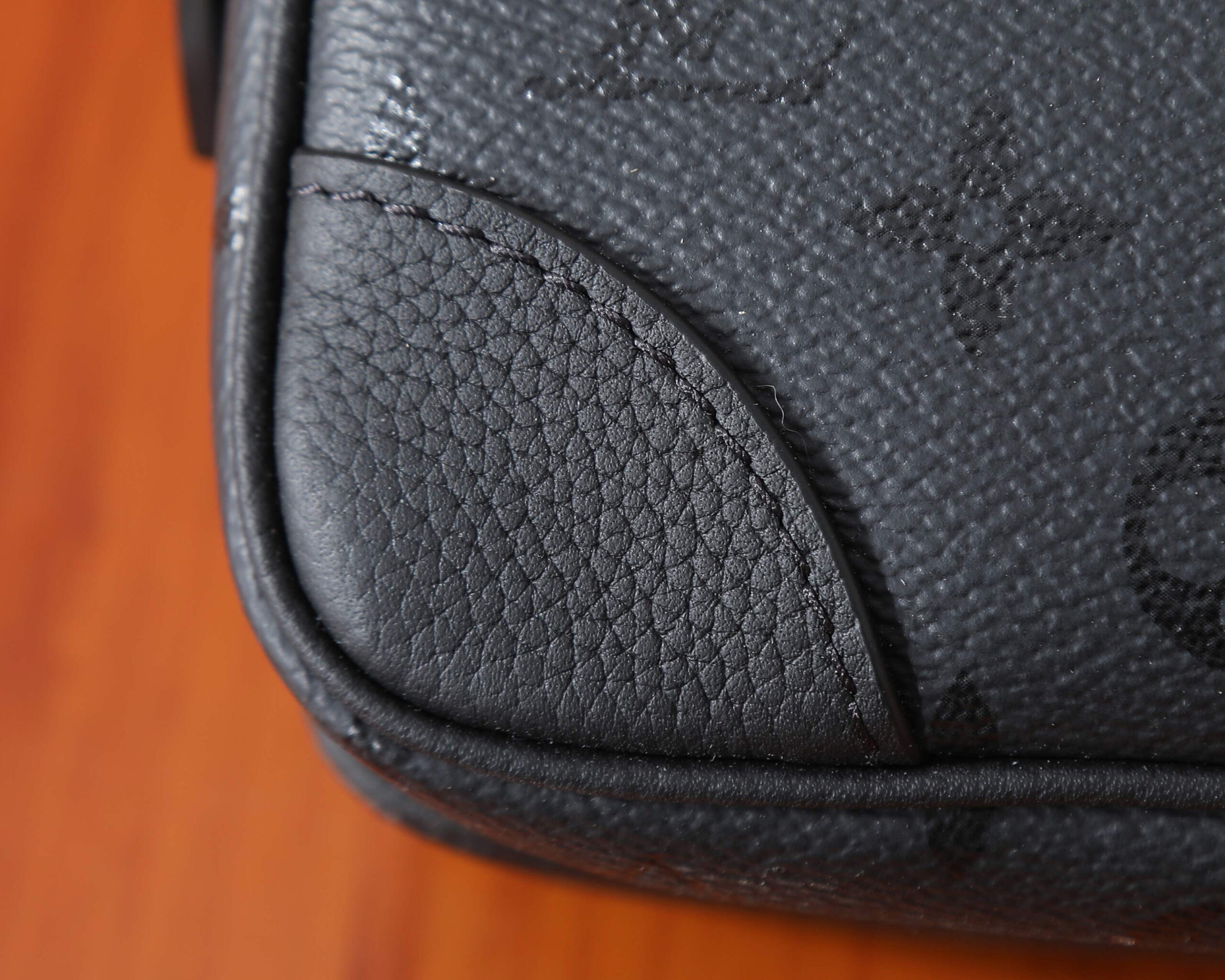 Louis Vuitton Nil Crossbody Bag in Monogram Midnight - Image 6