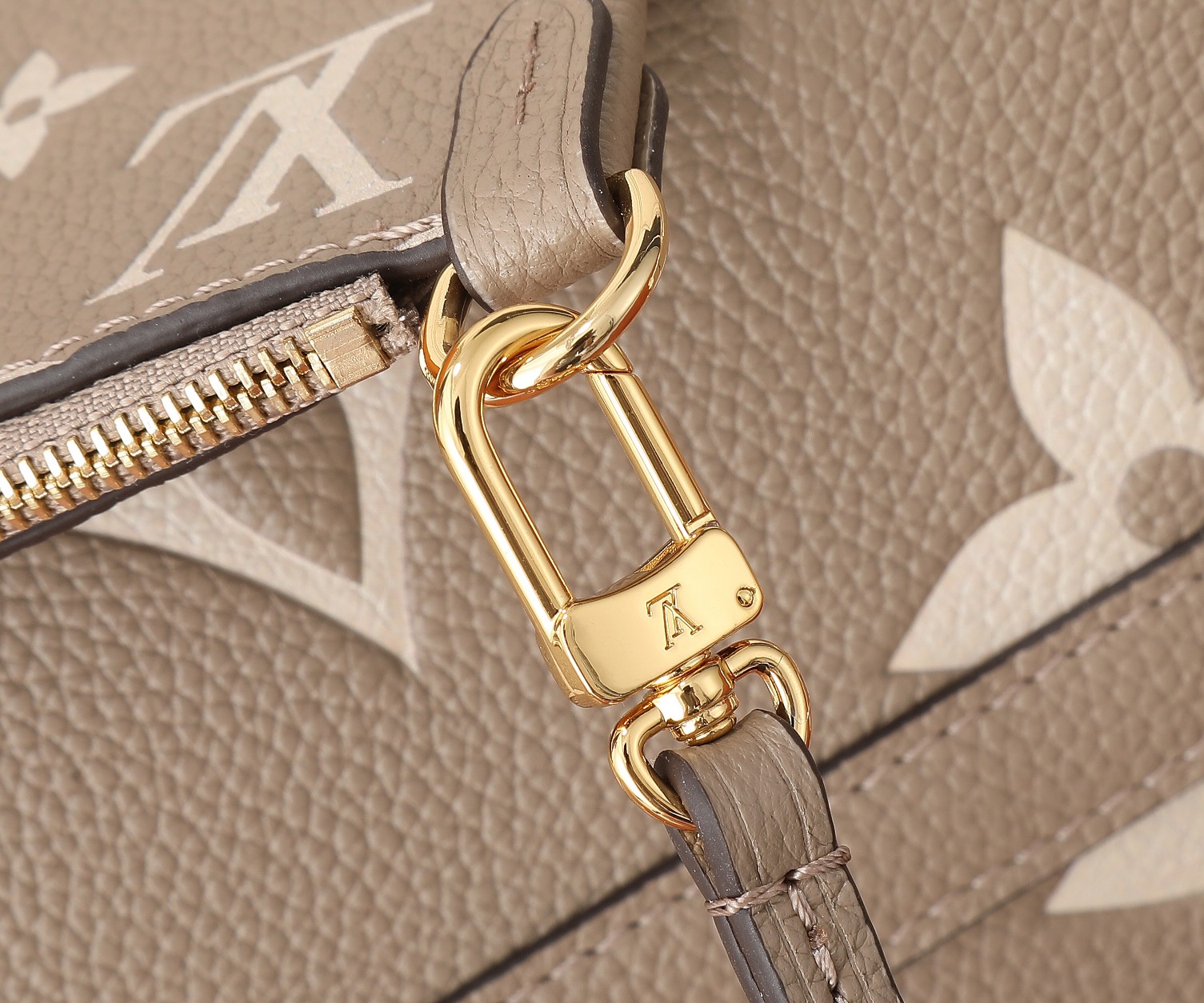 Louis Vuitton CarryAll Small Handbag in Monogram Empreinte Leather - Image 6