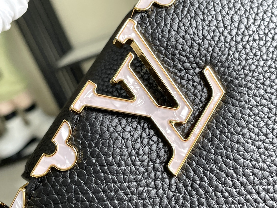 Louis Vuitton Capucines BB Handbag in White Leather with Gold-Tone Flower Crown Detail - Image 6