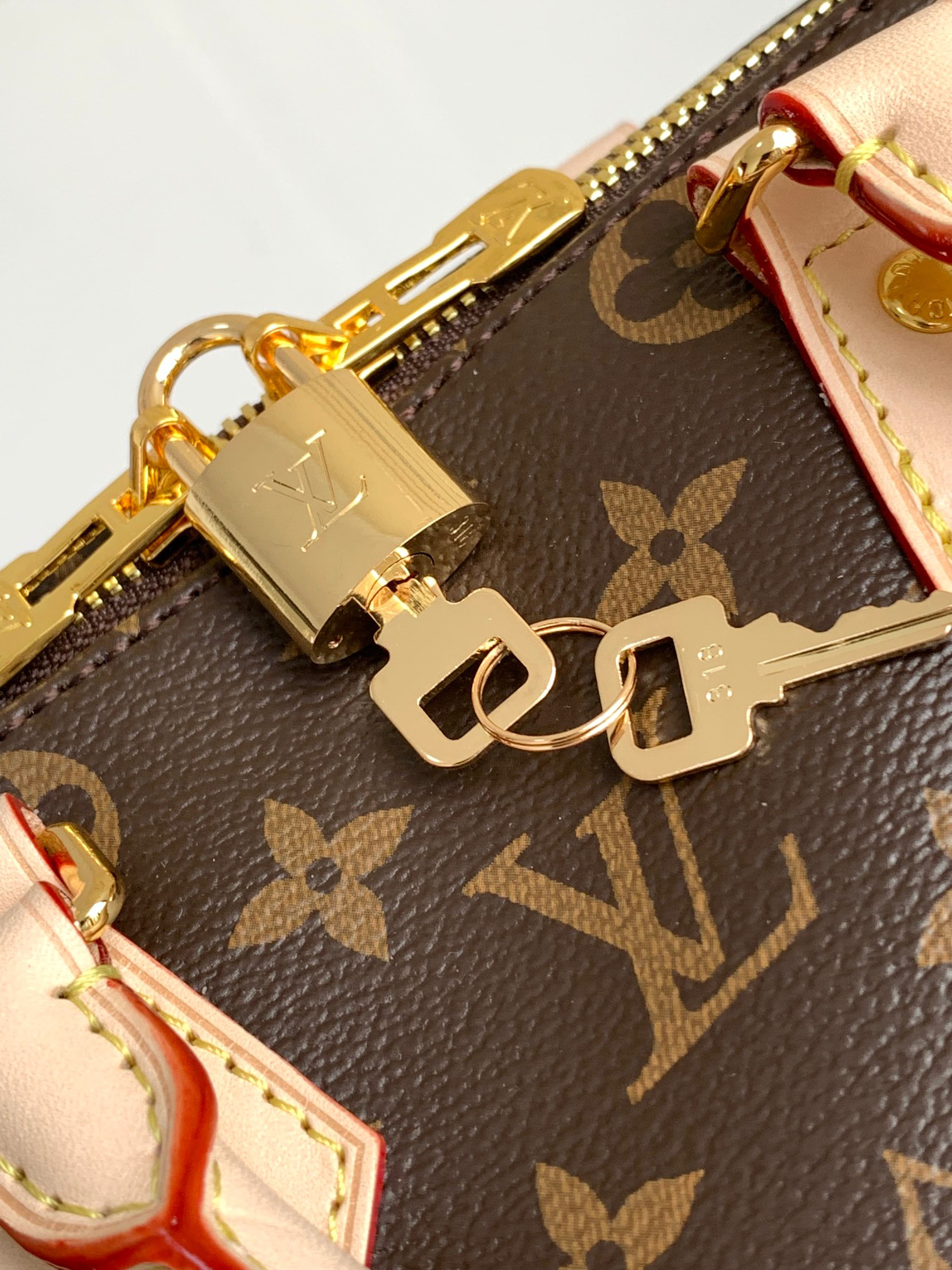 Louis Vuitton Speedy Bandoulière 20 Monogram Crossbody Bag - Image 6