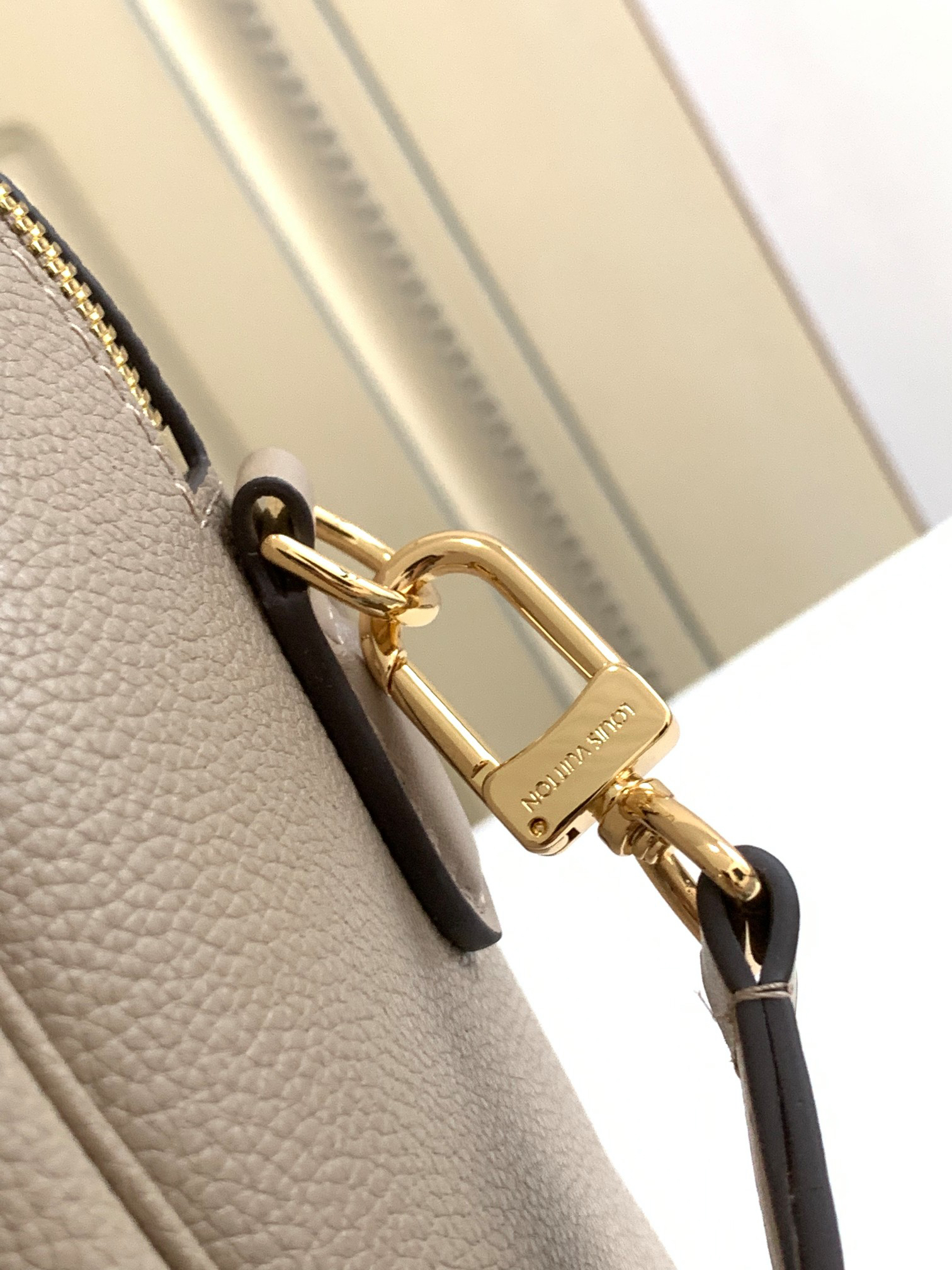 Louis Vuitton Speedy Bandouliere 25 Handbag in Black Monogram Empreinte Leather - Image 6