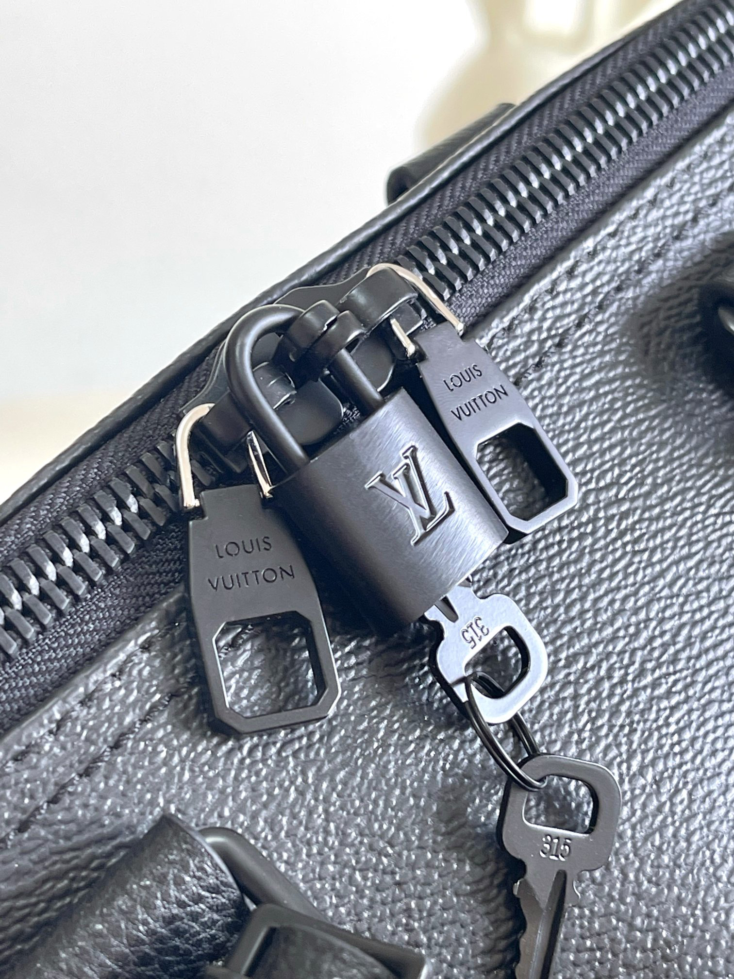 Louis Vuitton Keepall Bandoulière 45 Travel Bag – Monogram Midnight - Image 6