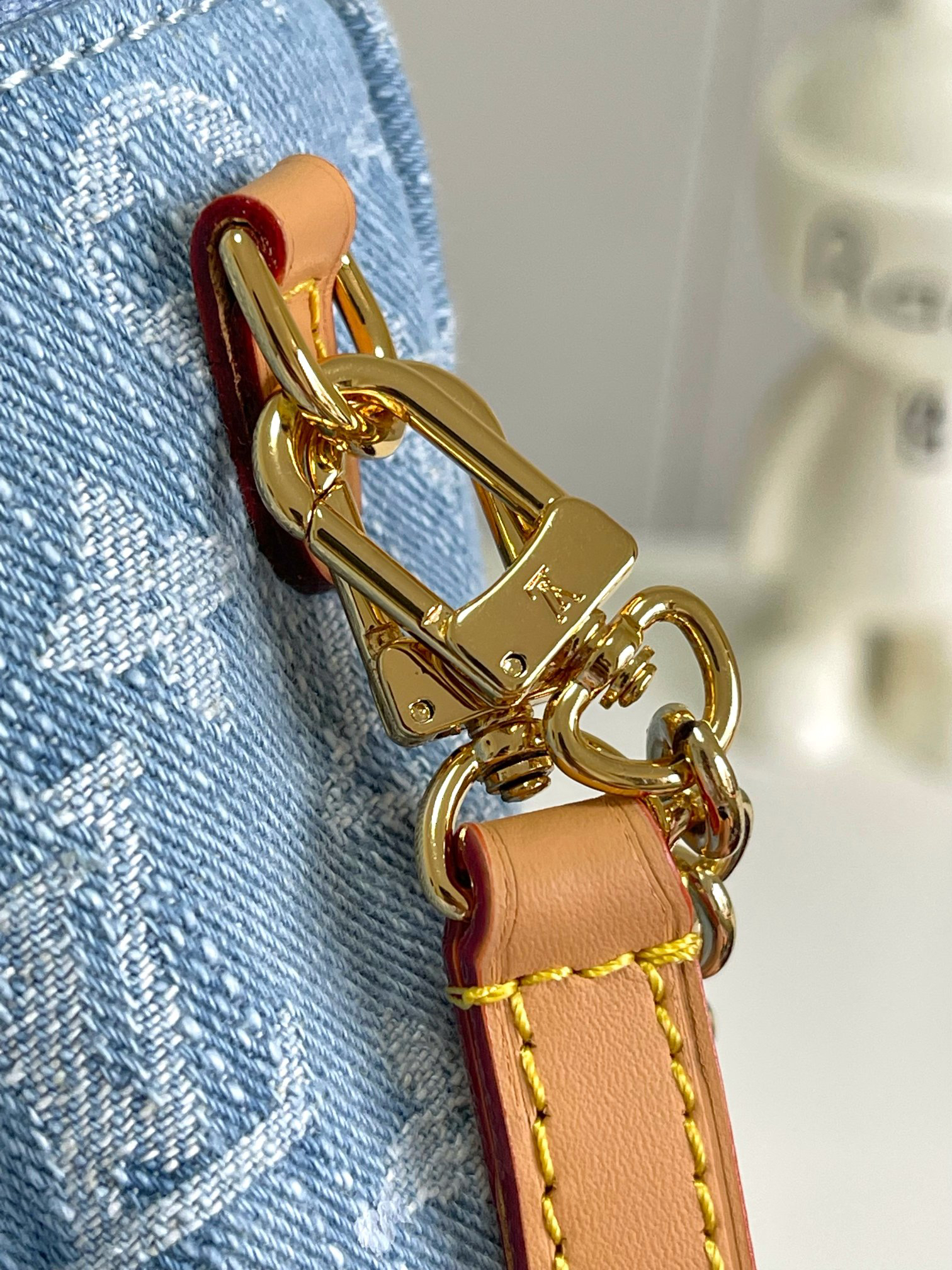 Louis Vuitton Mini Bumbag in Monogram Empreinte Leather - Image 6