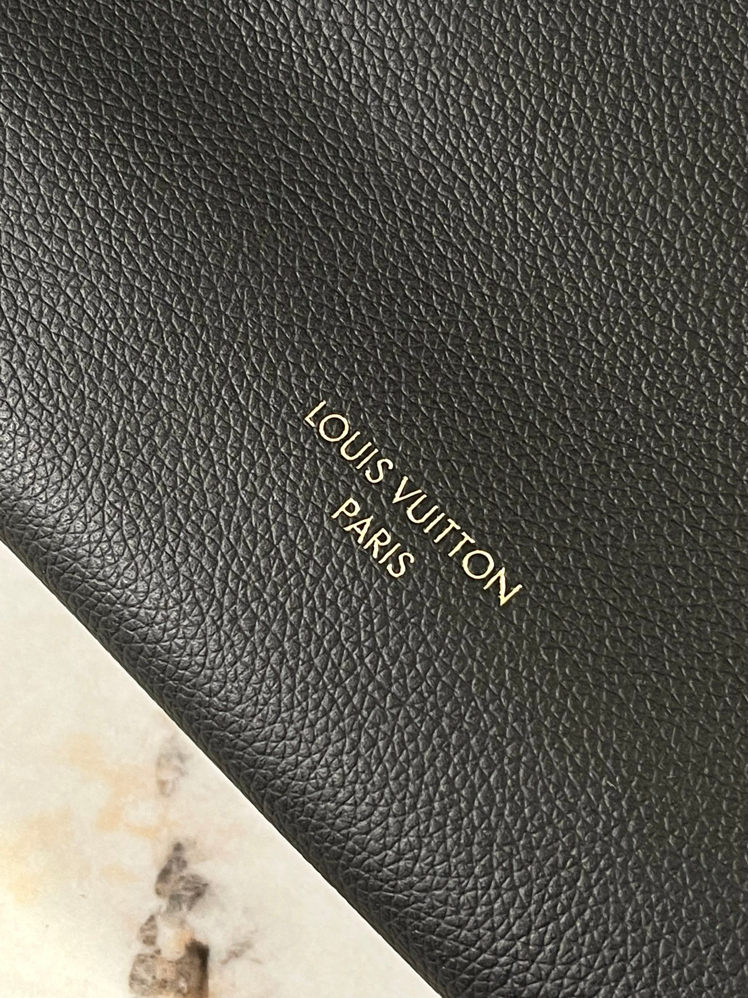 Low Key Double-Layer Leather Handbag M26257/M26688 - Image 6