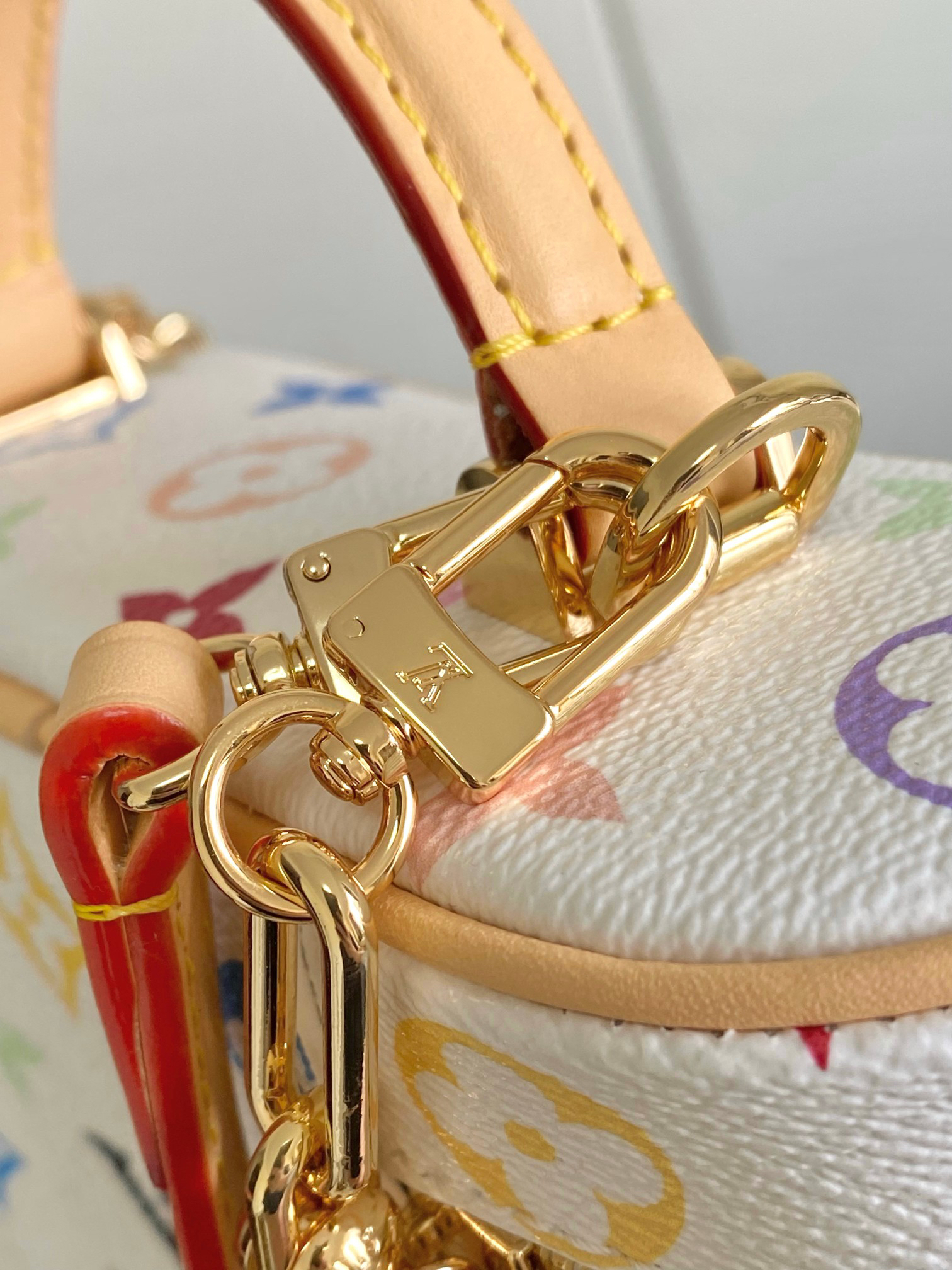 Louis Vuitton Vanity Pouch M13662 - Image 6
