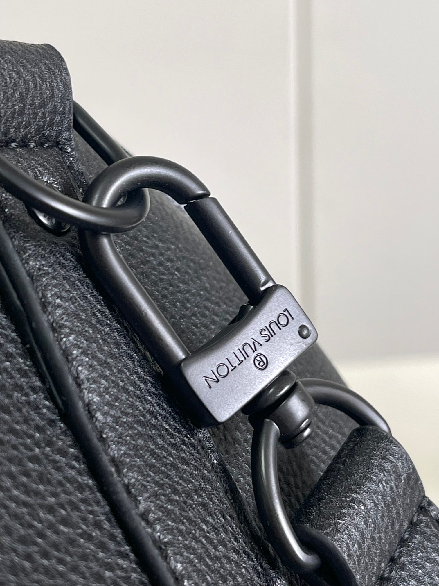 Keepall Bandoulière 35 Leather Travel Bag - Image 6