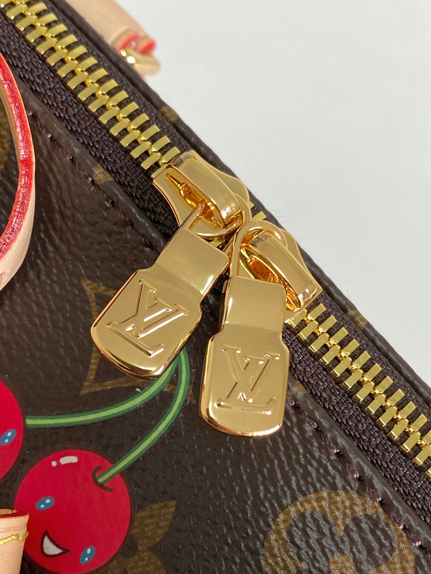 Louis Vuitton Speedy Bandoulière M13094 Crossbody Bag in Monogram Canvas - Image 6