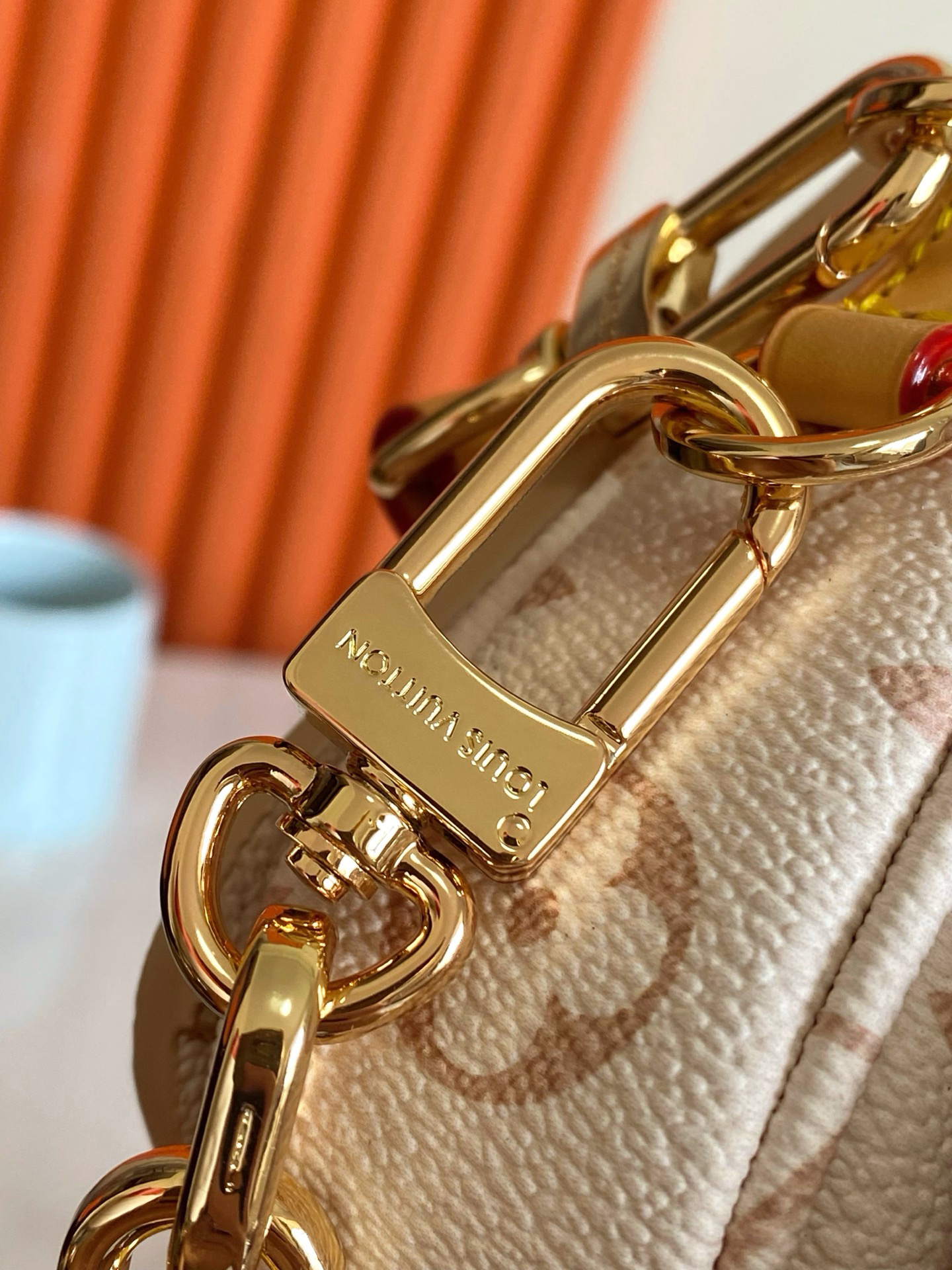 Louis Vuitton Pochette Métis EastWest Shoulder Bag M46914 - Image 6