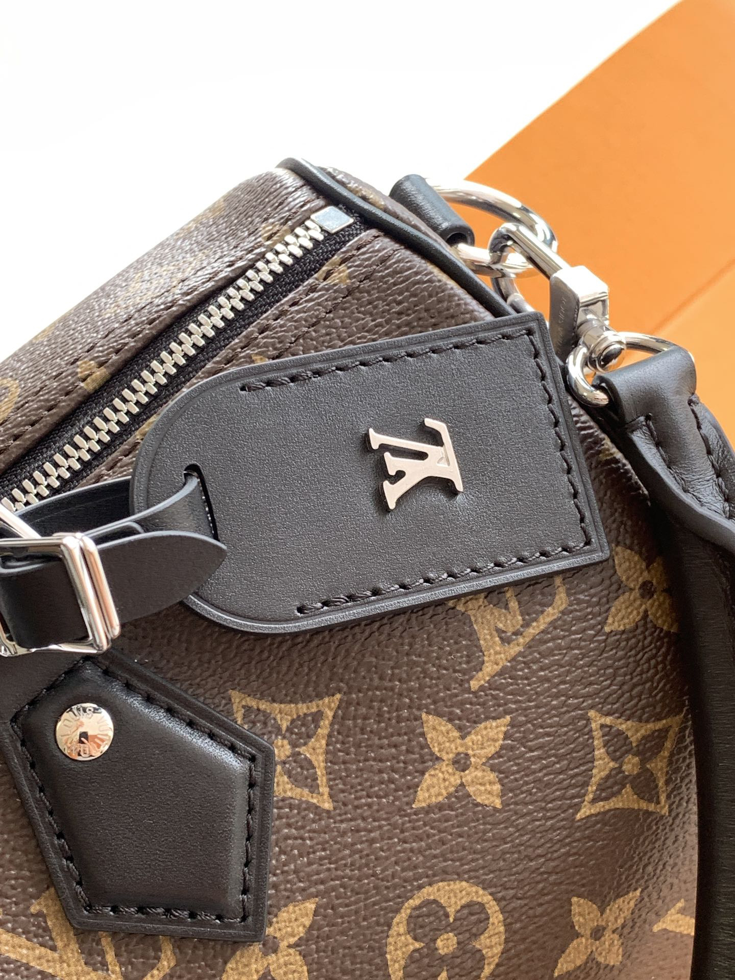 Speedy Soft 30 Handbag - Image 6