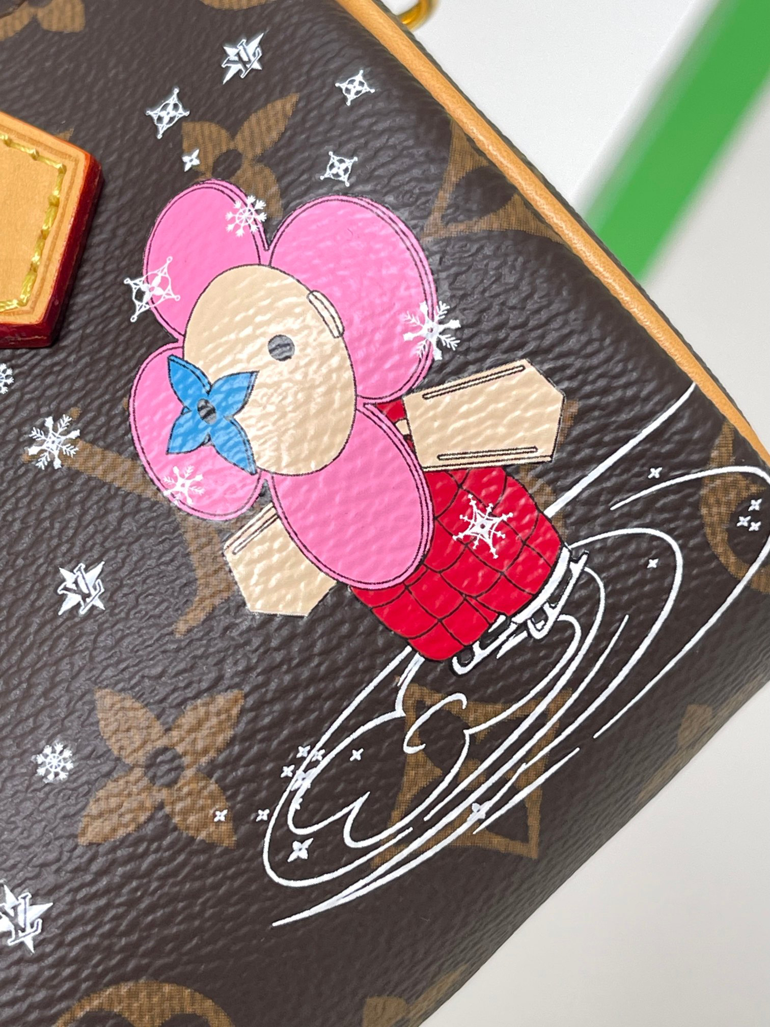 Louis Vuitton Nano Speedy Handbag in Monogram Canvas and Pink Leather - Image 6