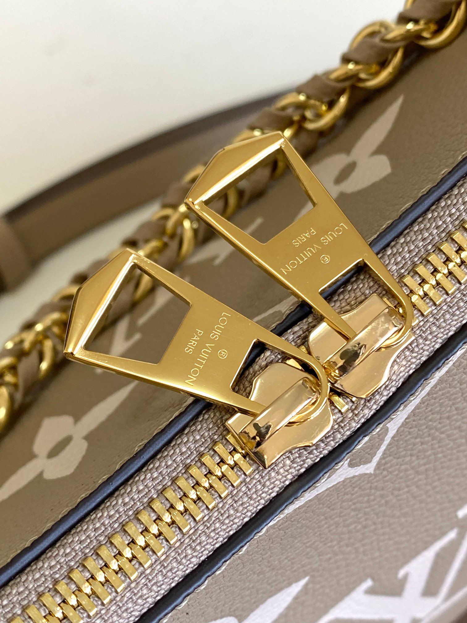 Louis Vuitton Boulogne Shoulder Bag in Black Monogram Empreinte Leather - Image 6