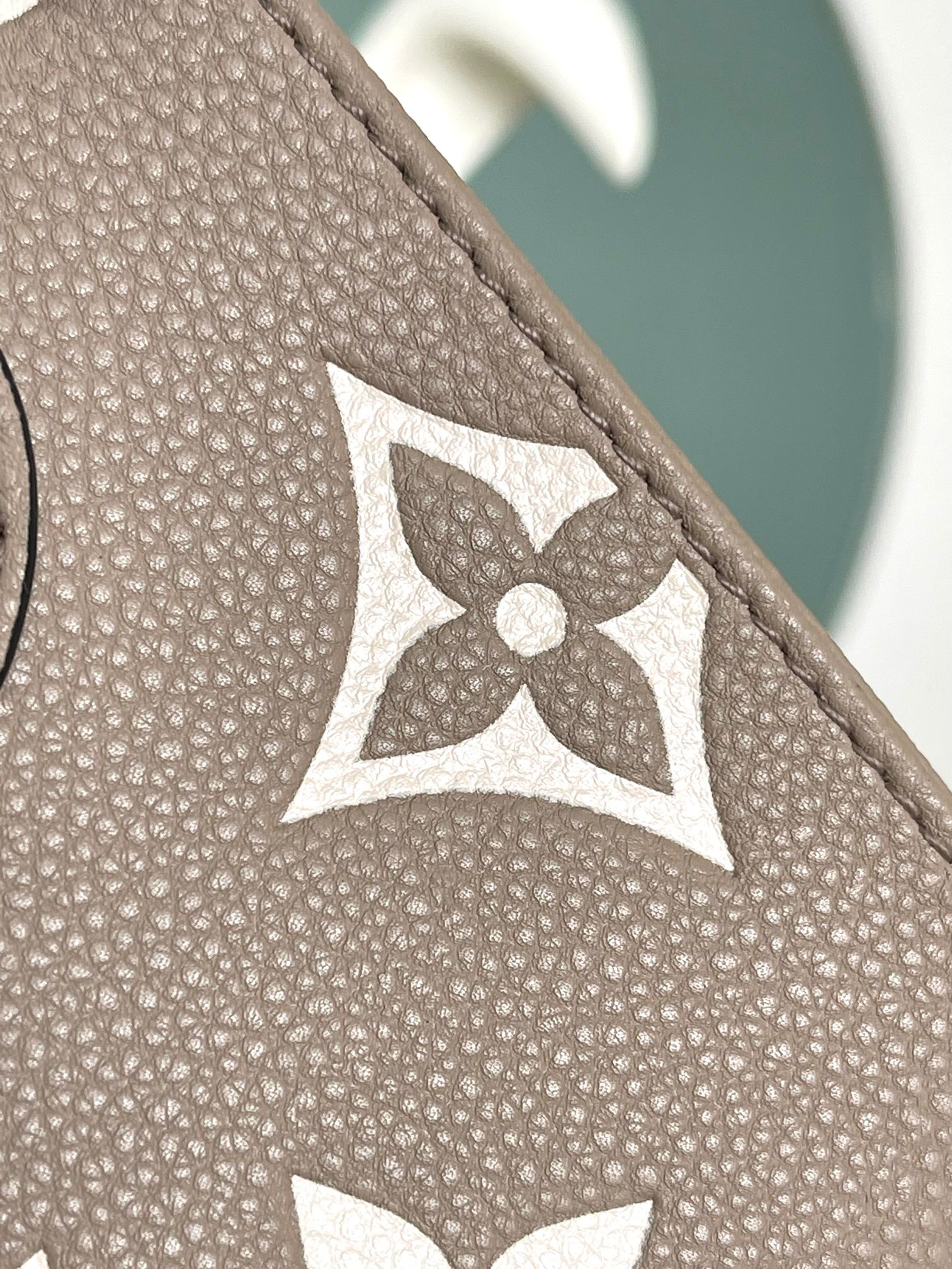 Louis Vuitton OnTheGo BB Monogram Empreinte Leather Crossbody Bag - Image 6