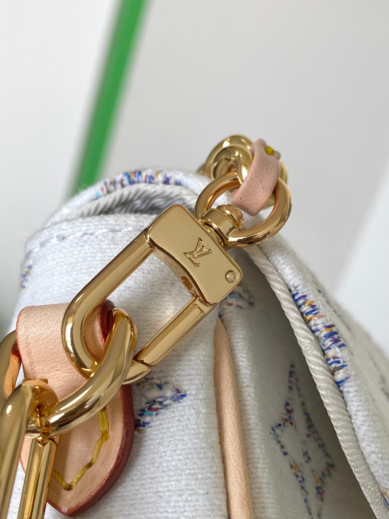 Louis Vuitton Wallet on Chain Ivy M83499 - Image 6