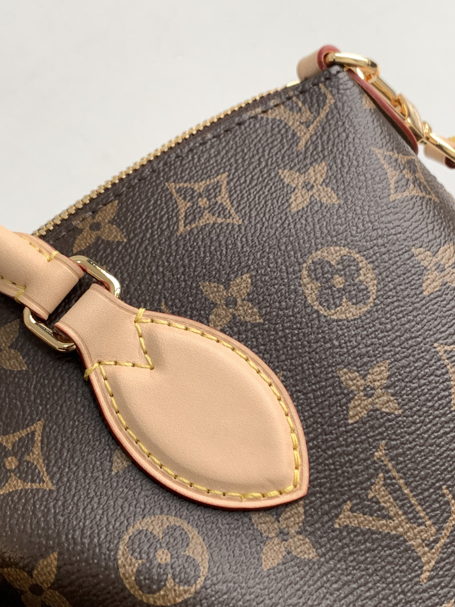Louis Vuitton Boétie Small Zip Tote Bag M45986 - Image 6