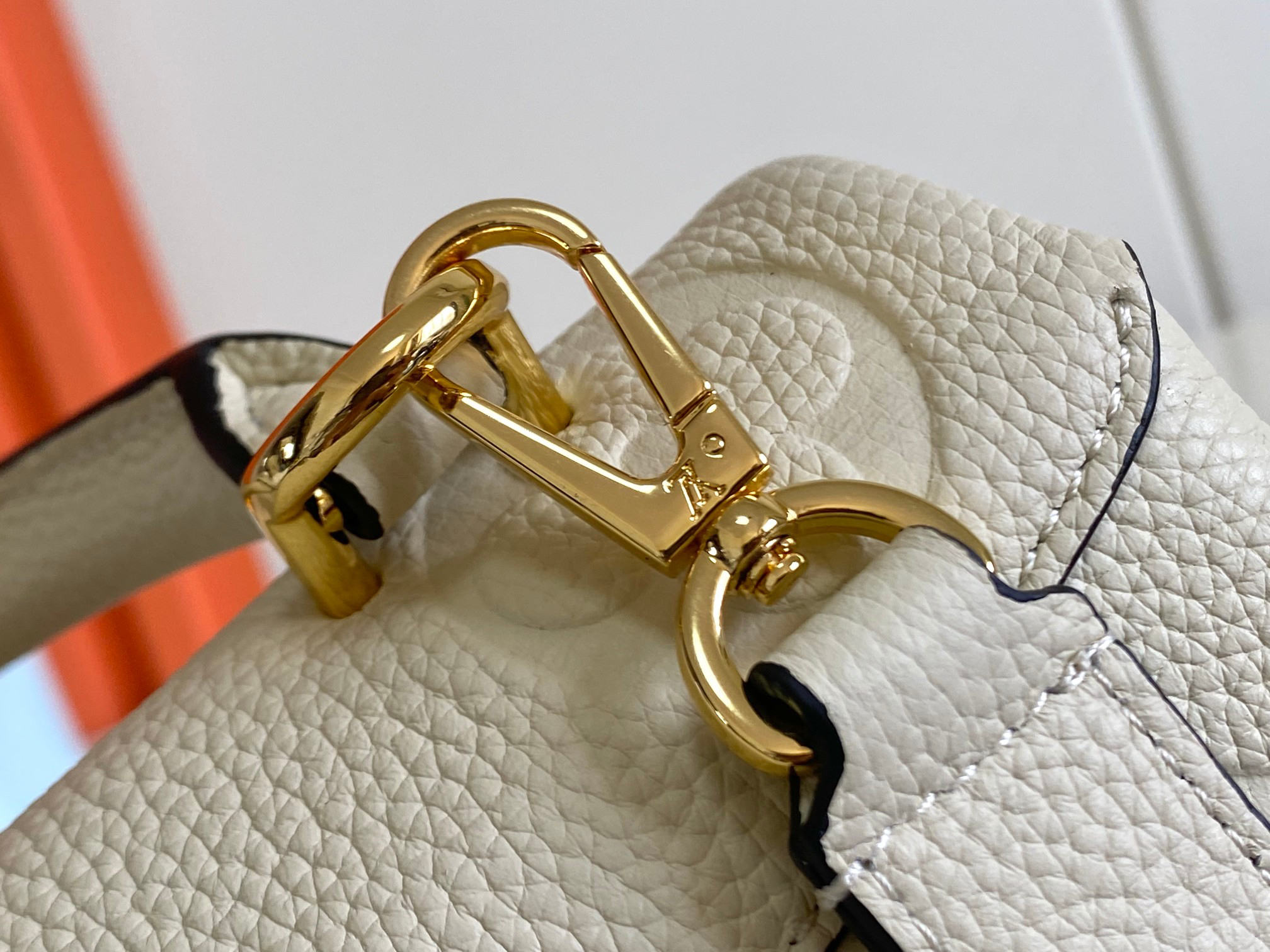 Louis Vuitton Madeleine BB Handbag - Image 6