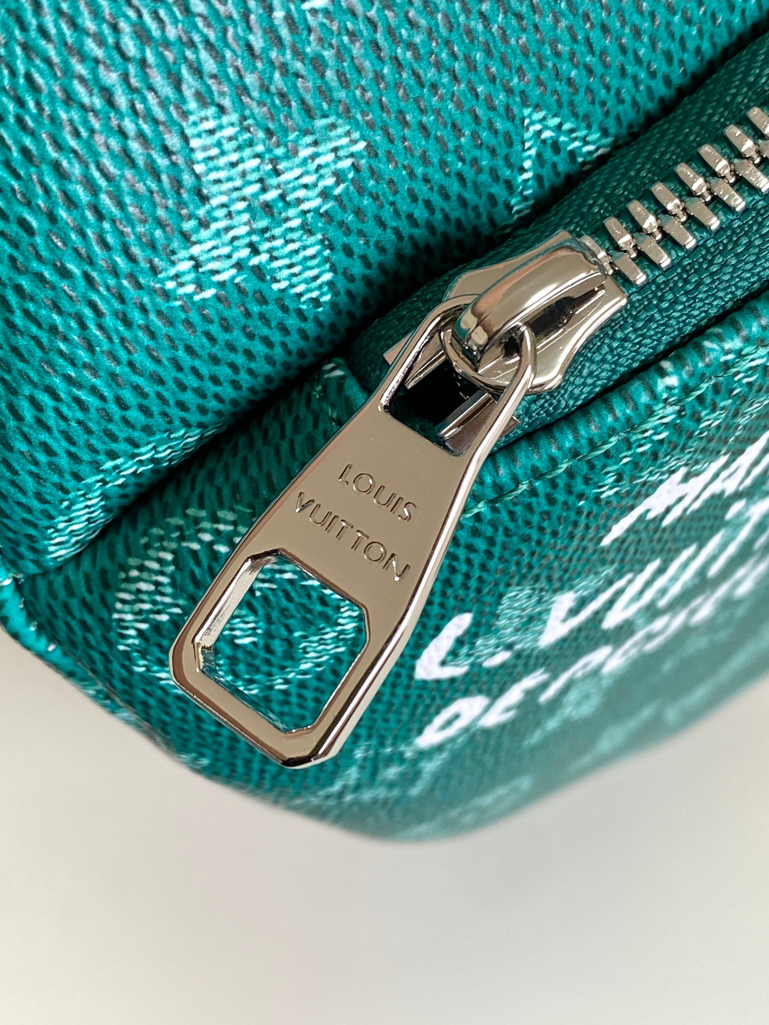 Louis Vuitton Rush Belt Bag M12867 Green - Image 6