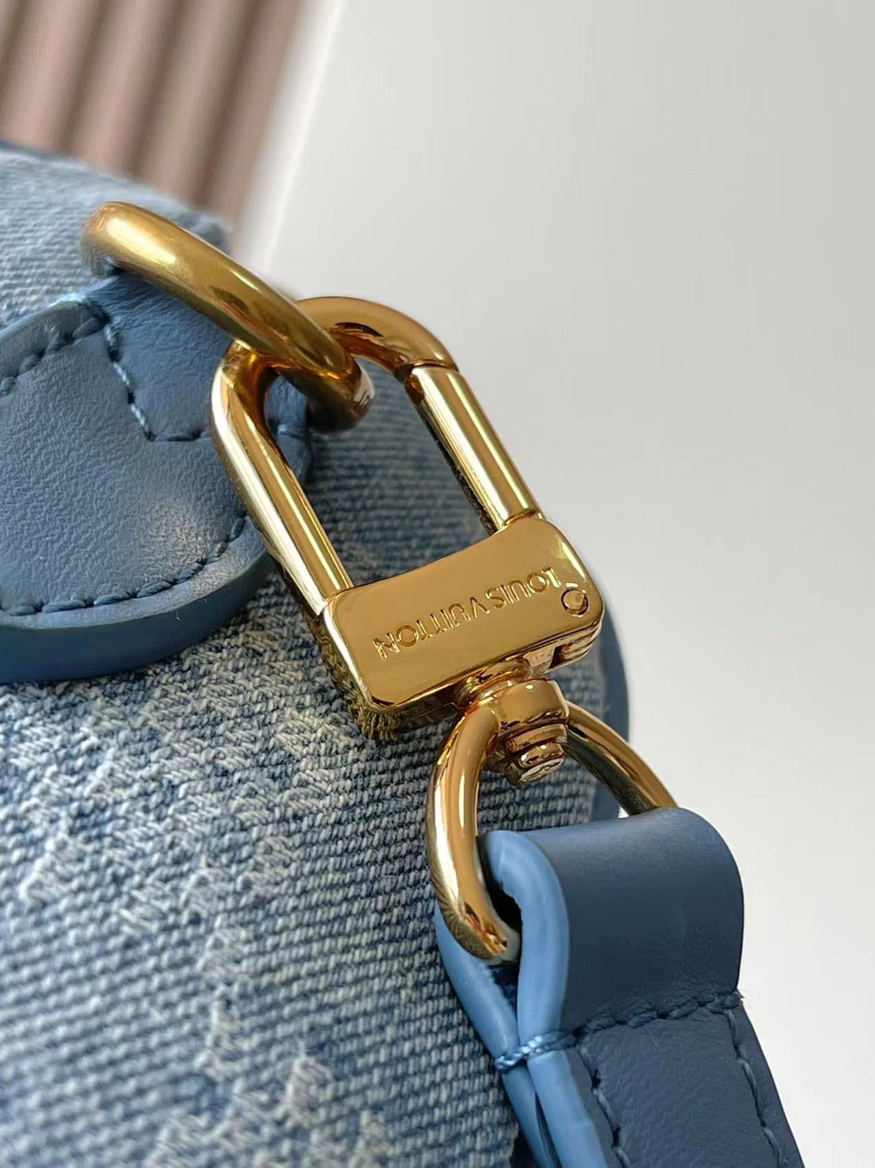 Louis Vuitton Speedy 18 Bandouliere Crossbody Bag - Image 6