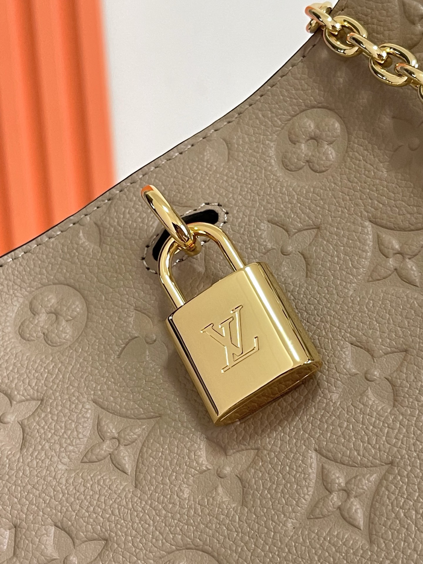Louis Vuitton Anytime Small Handbag M14414 in Khaki - Image 6