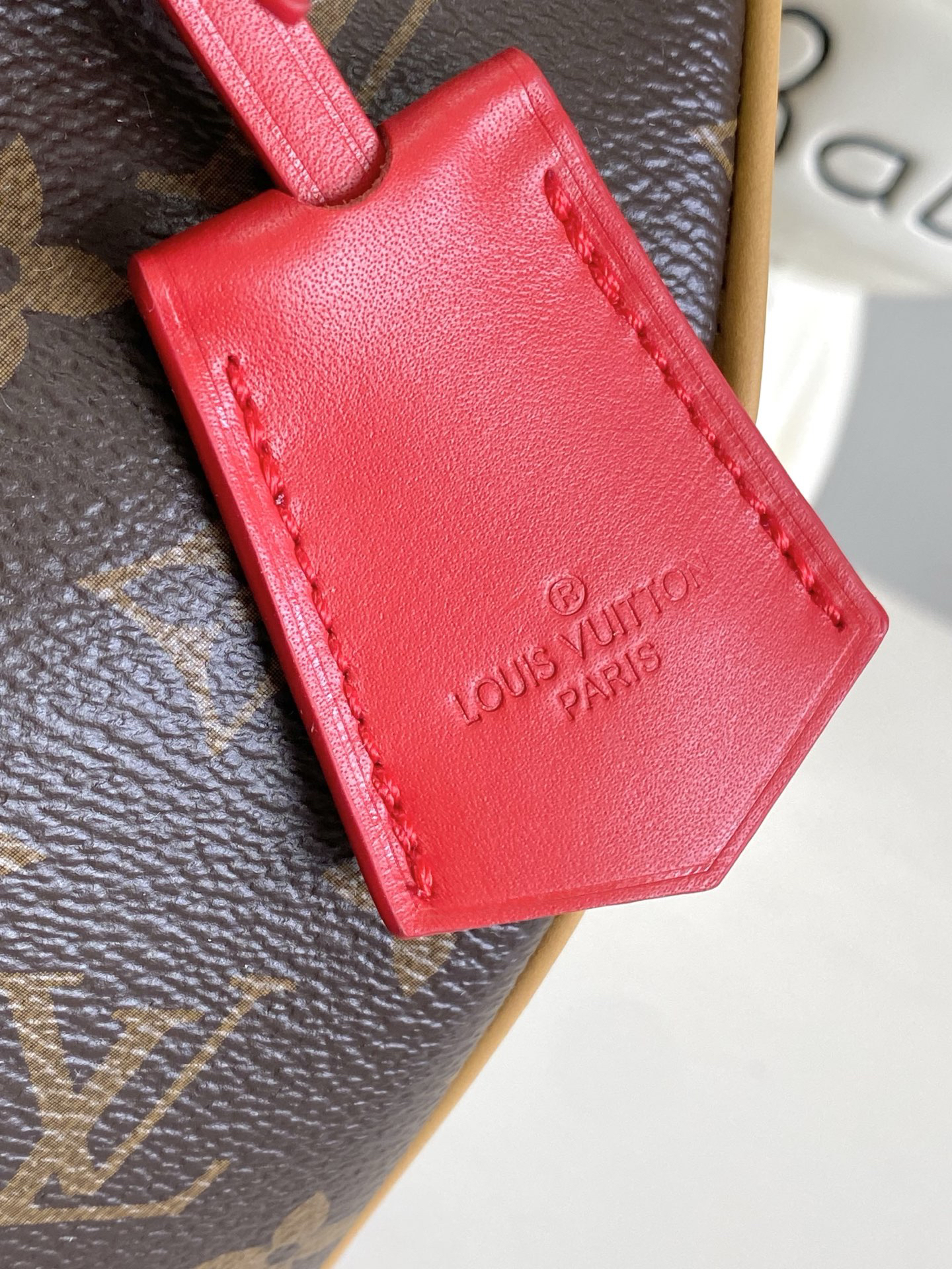 Louis Vuitton Speedy Soft 30 Handbag in Dark Monogram - Image 6