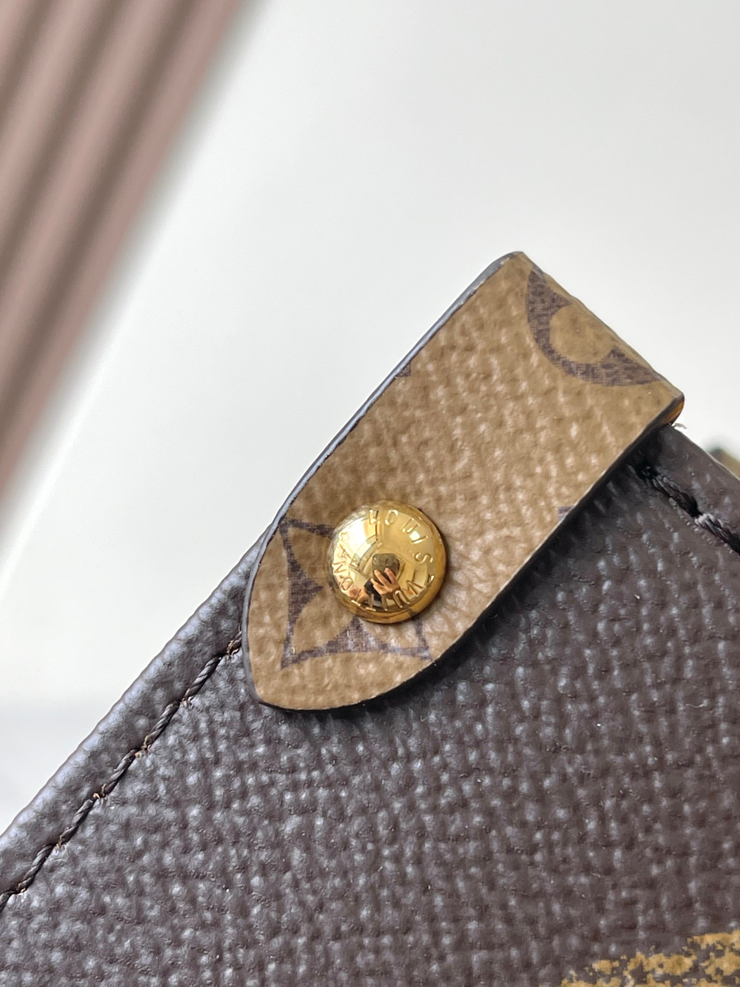 Louis Vuitton Onthego Large Tote Bag M45320 - Image 6