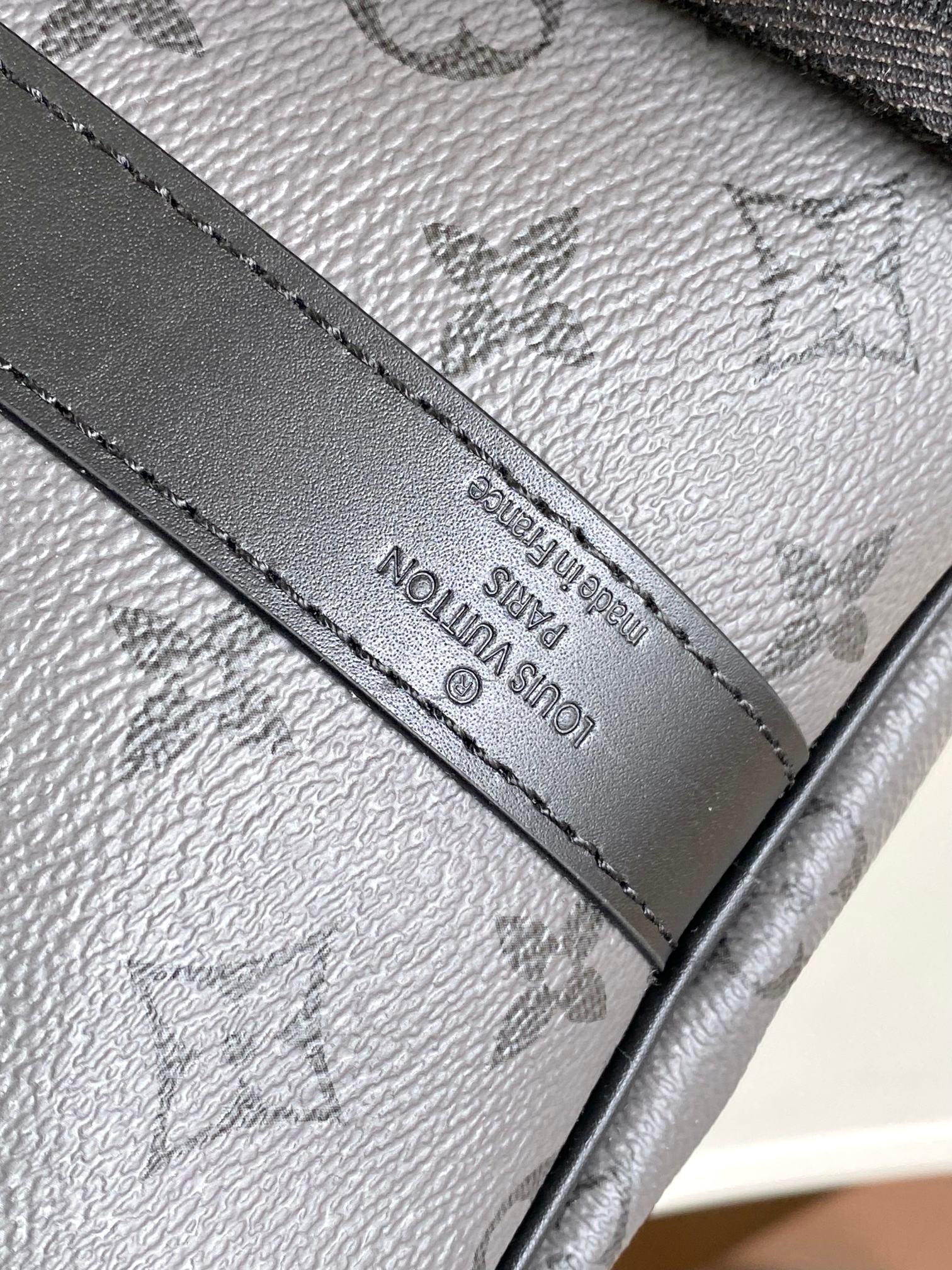 Keepall Bandoulière 55 Travel Bag in Monogram Eclipse Reverse Canvas - Image 6