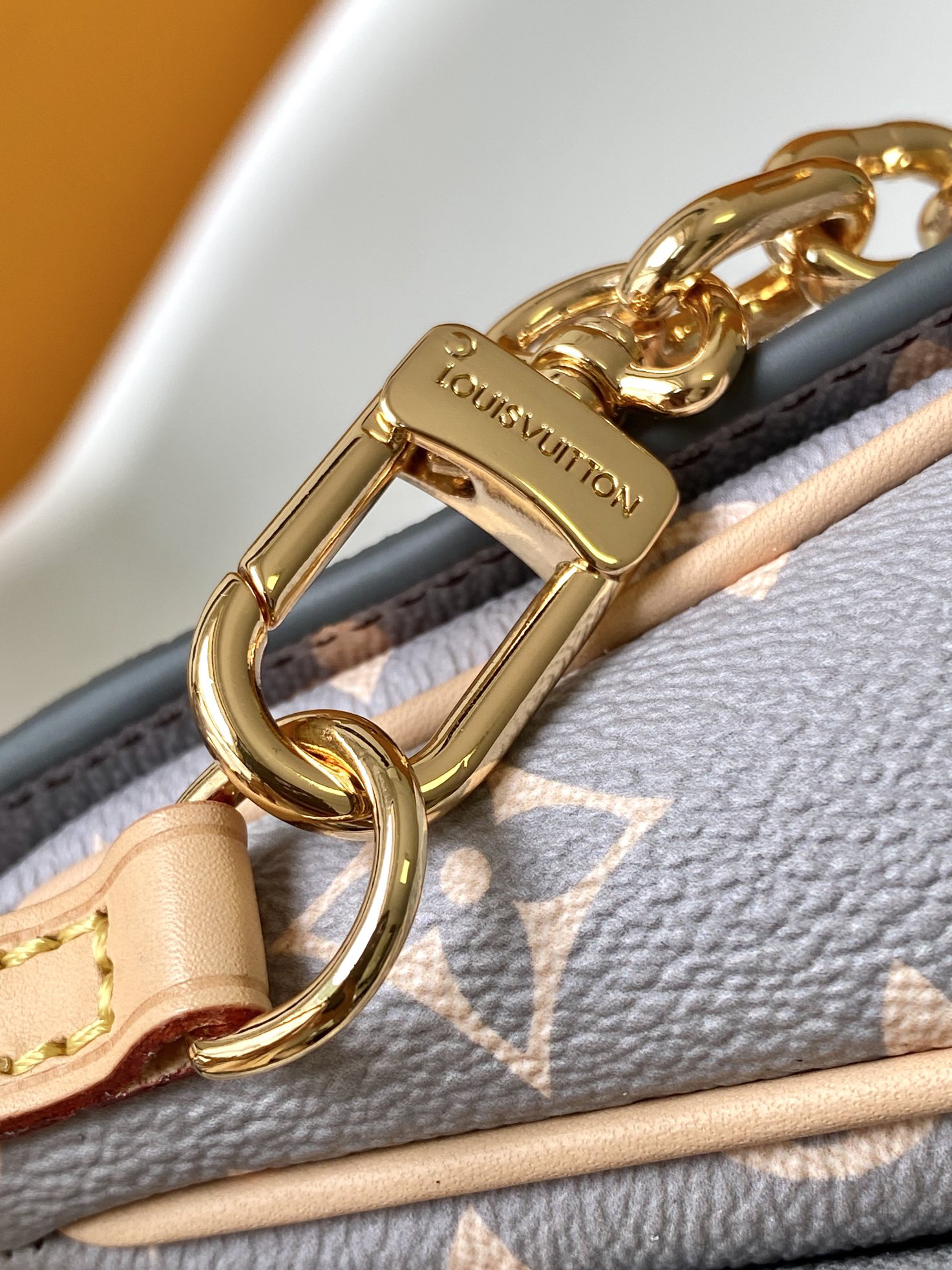 Louis Vuitton Pochette Métis East West M12429 Crossbody Bag - Image 6