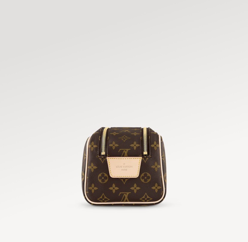 Louis Vuitton Dopp Toiletry Bag in Brown Monogram Canvas - Image 6