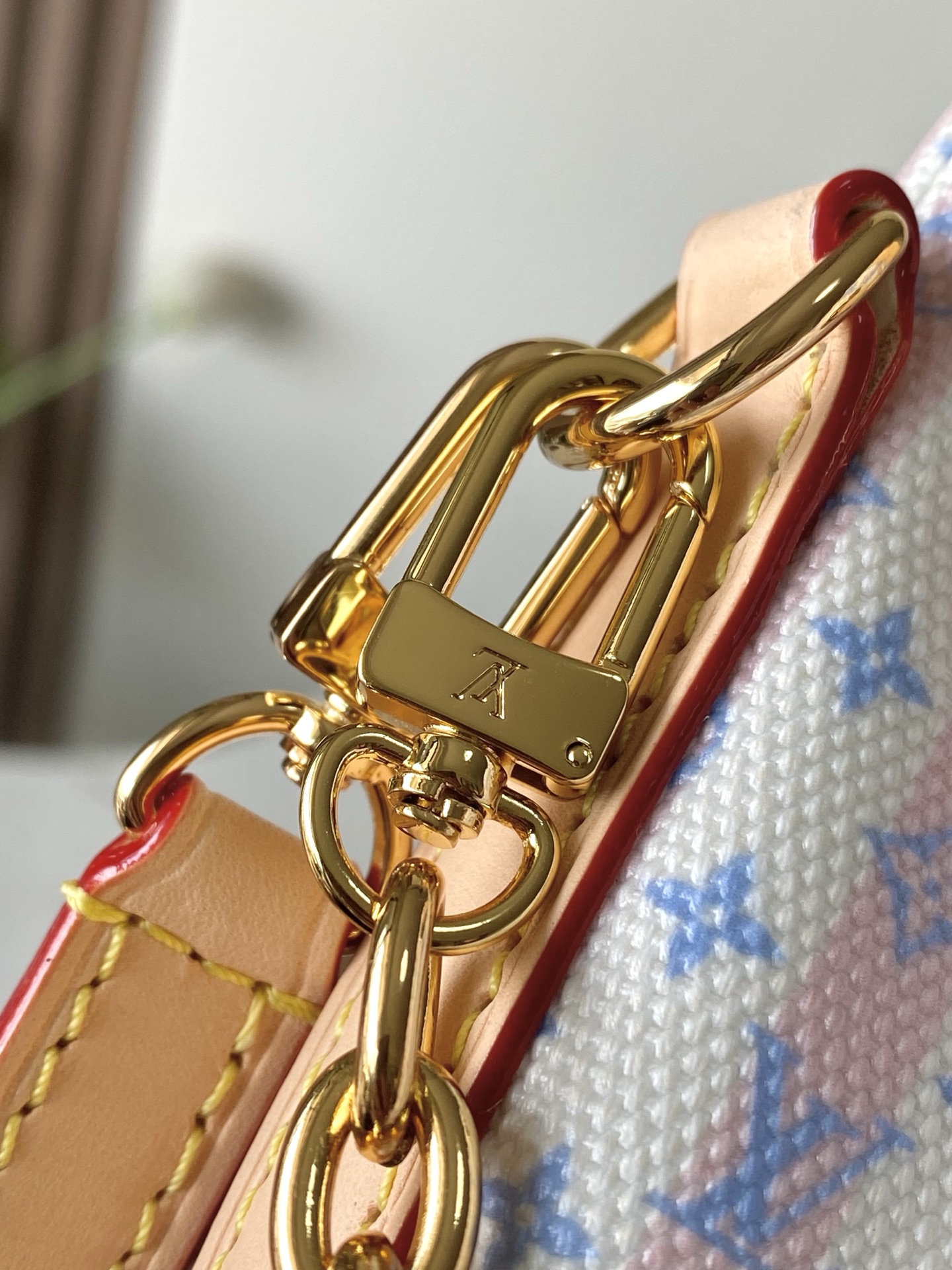 Louis Vuitton Nano Noé Handbag in Pink - Image 6