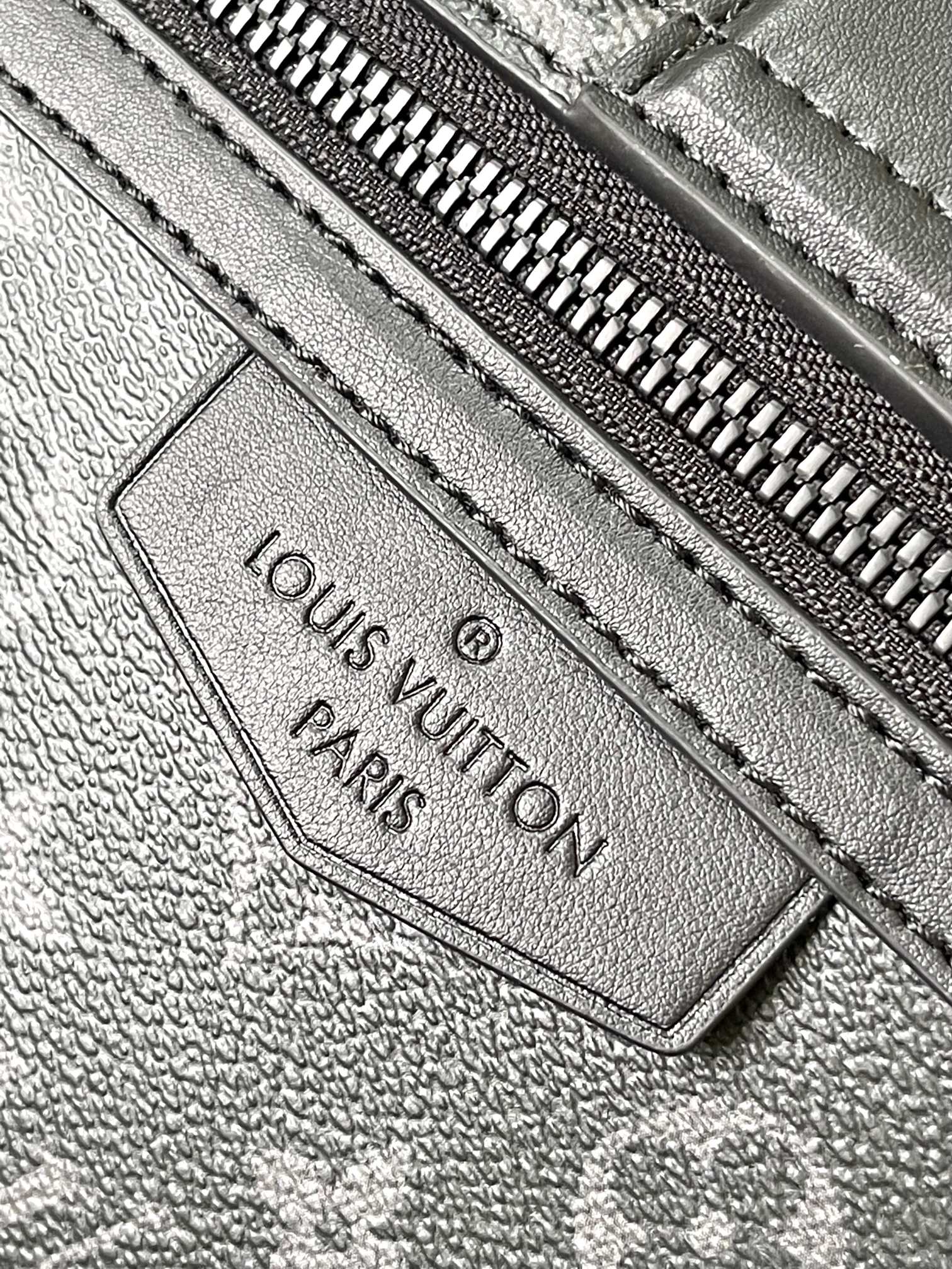 Louis Vuitton S-Cape M46794 Monogram Messenger Bag - Image 6