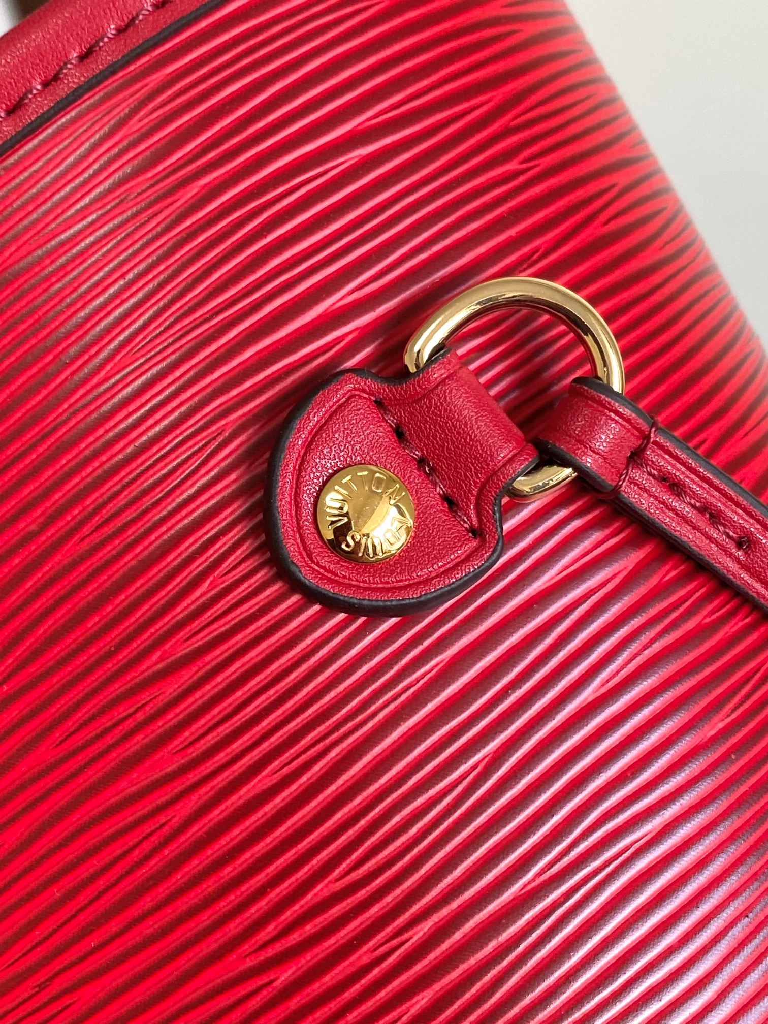 Louis Vuitton Neverfull Medium Tote Bag in Red Epi Leather - Image 6