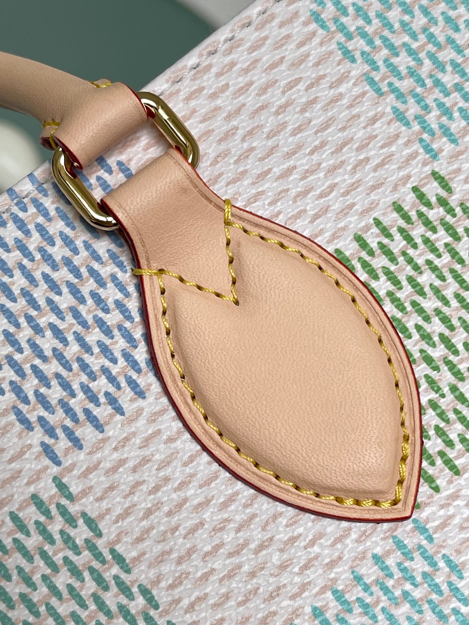 Louis Vuitton OnTheGo MM Damier Tote Bag - Image 6