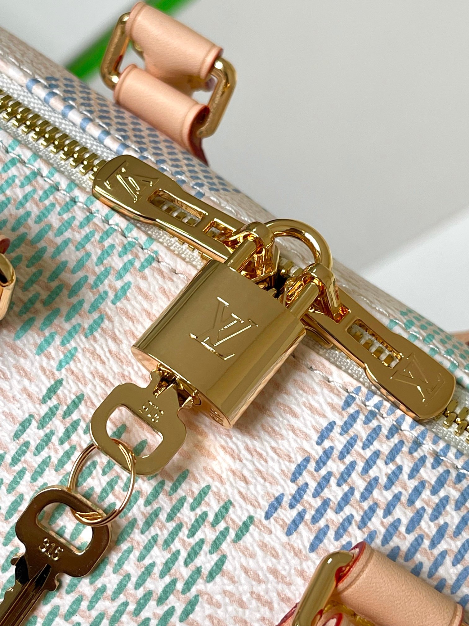 Louis Vuitton Speedy Bandoulière 20 Handbag - Image 6
