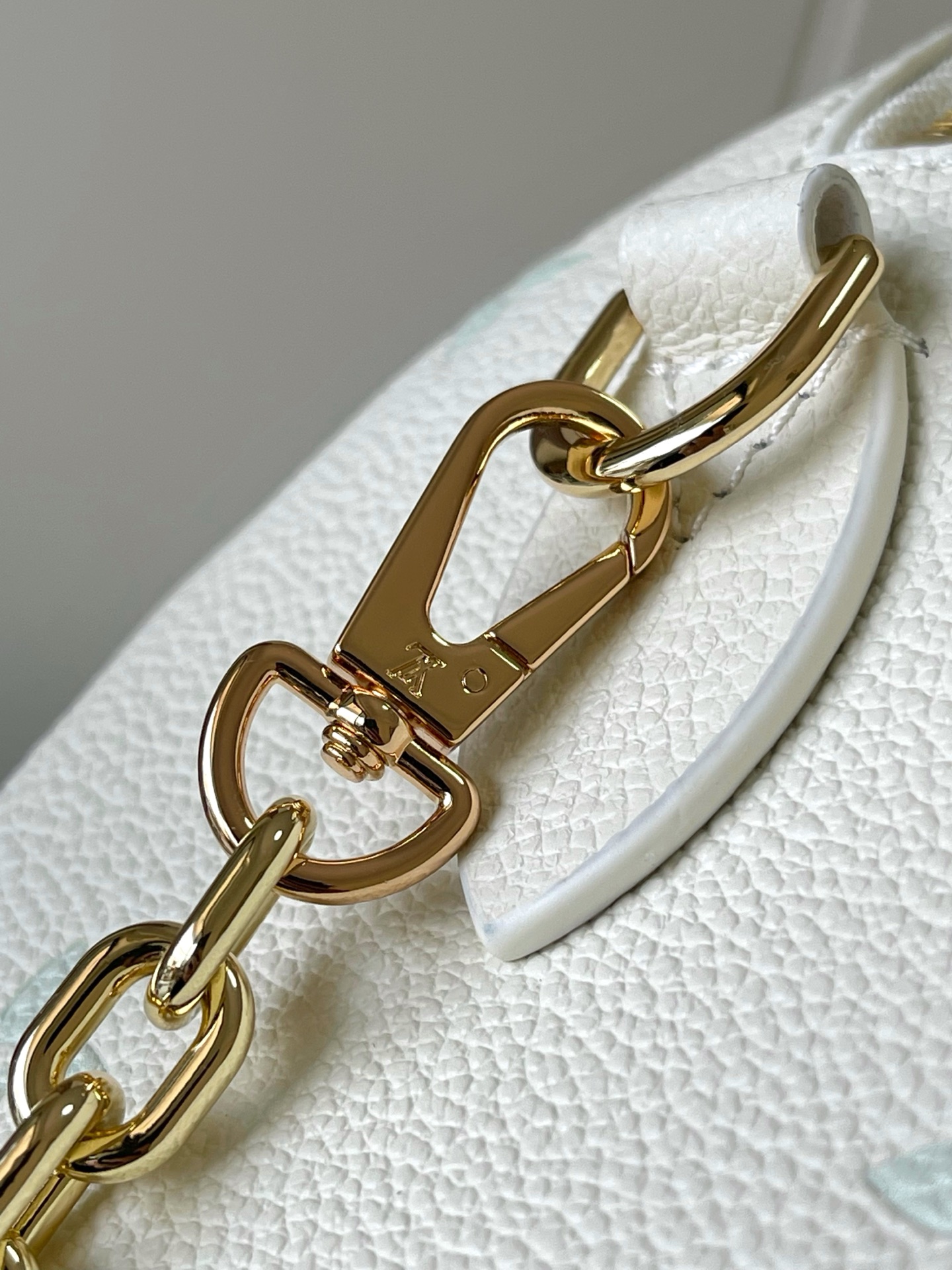 Louis Vuitton Speedy Bandoulière 20 Monogram Empreinte Crossbody Bag - Image 6