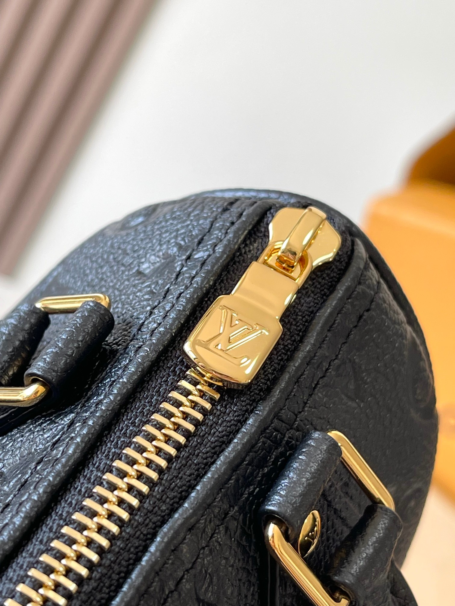 Louis Vuitton Nano Speedy Handbag - Image 6