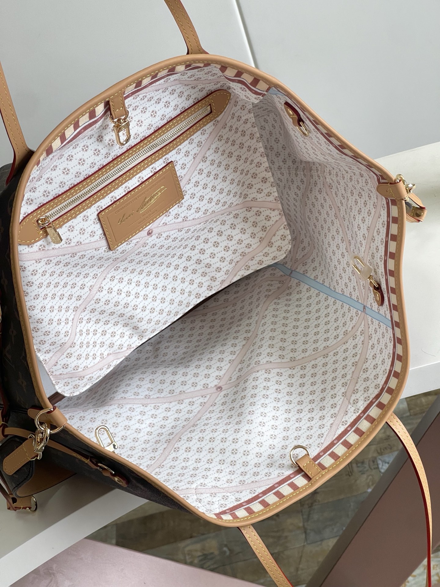 Louis Vuitton Neverfull Inside Out Tote Bag - Image 6