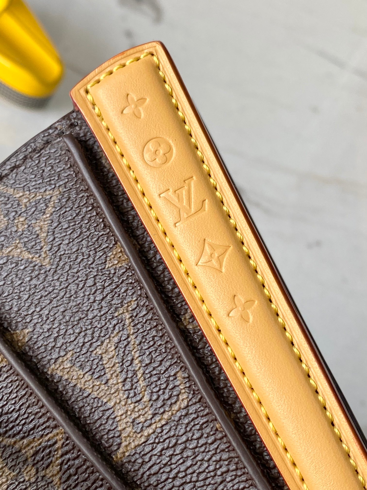 Louis Vuitton LV FAN Leather Crossbody Bag - Image 6