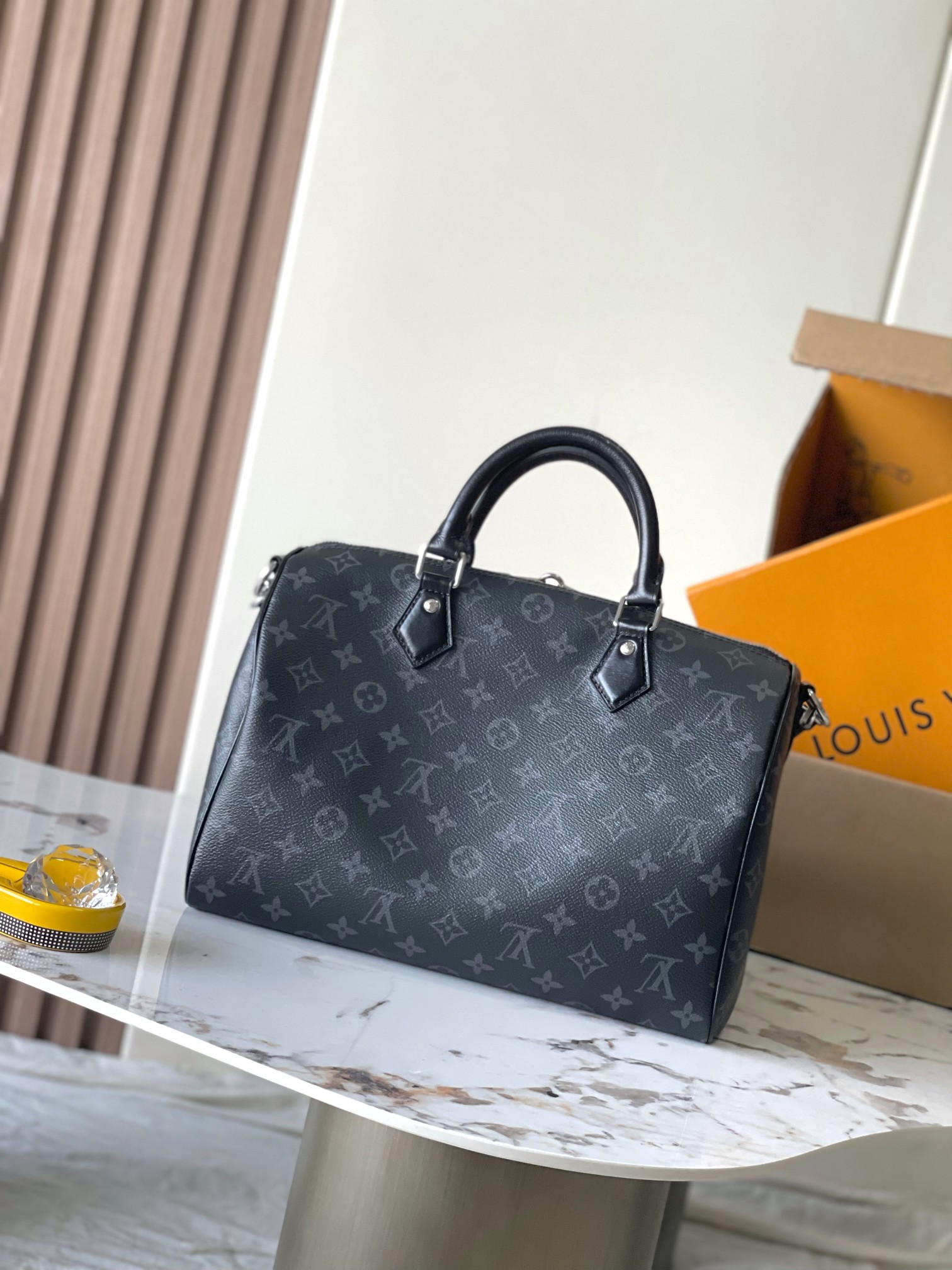 Louis Vuitton Speedy Soft 30 Handbag M15102 - Image 6