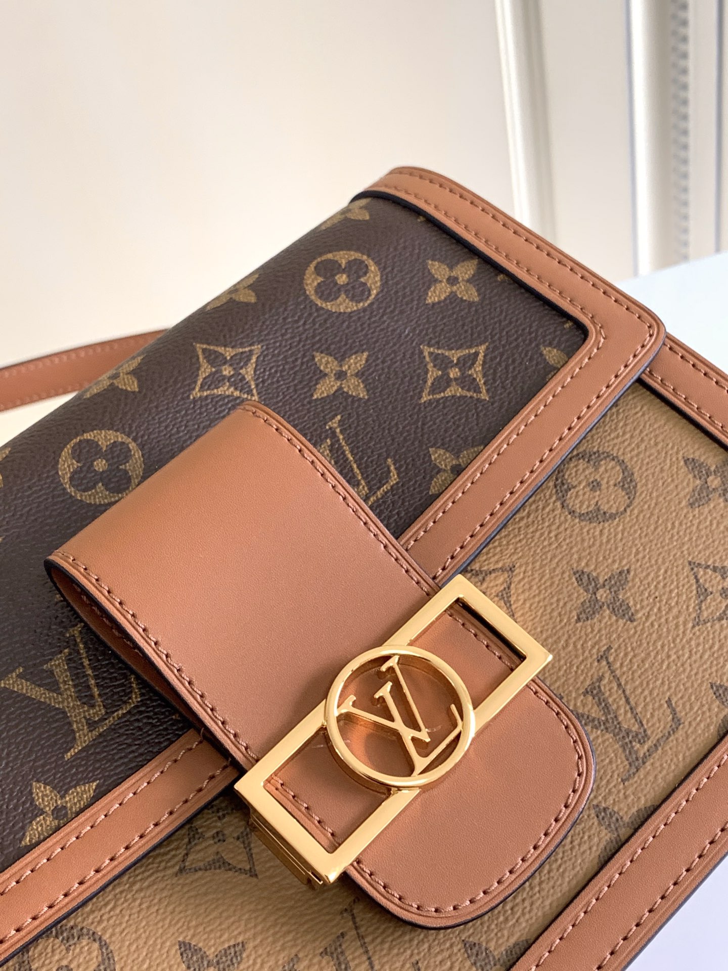 Louis Vuitton Dauphine Monogram Reverse Crossbody Bag - Image 6