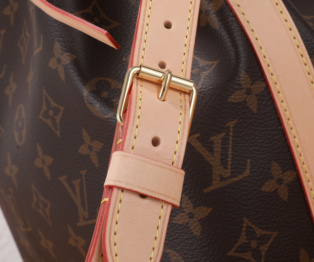 Louis Vuitton Noé BB Bucket Bag - Image 6