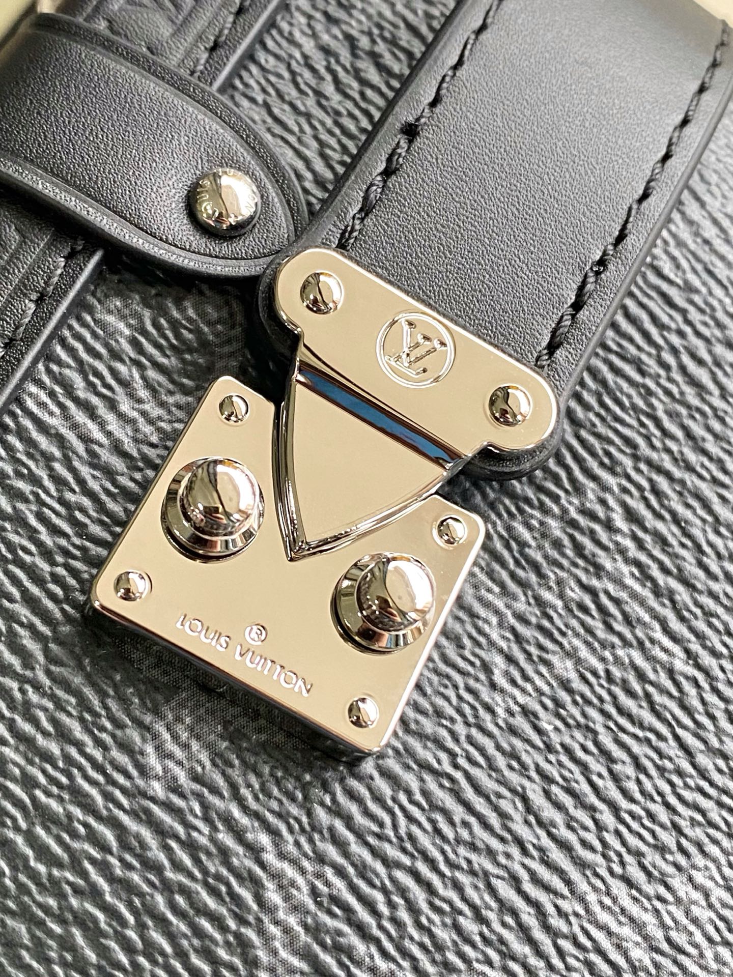 Louis Vuitton Side Trunk East West M26226 Crossbody Bag - Image 6