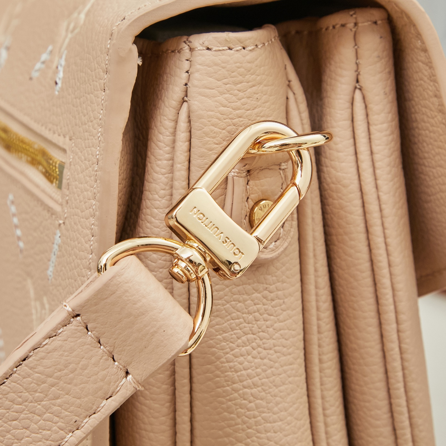 Louis Vuitton Pochette Métis Monogram Empreinte Leather Crossbody Bag - Image 6